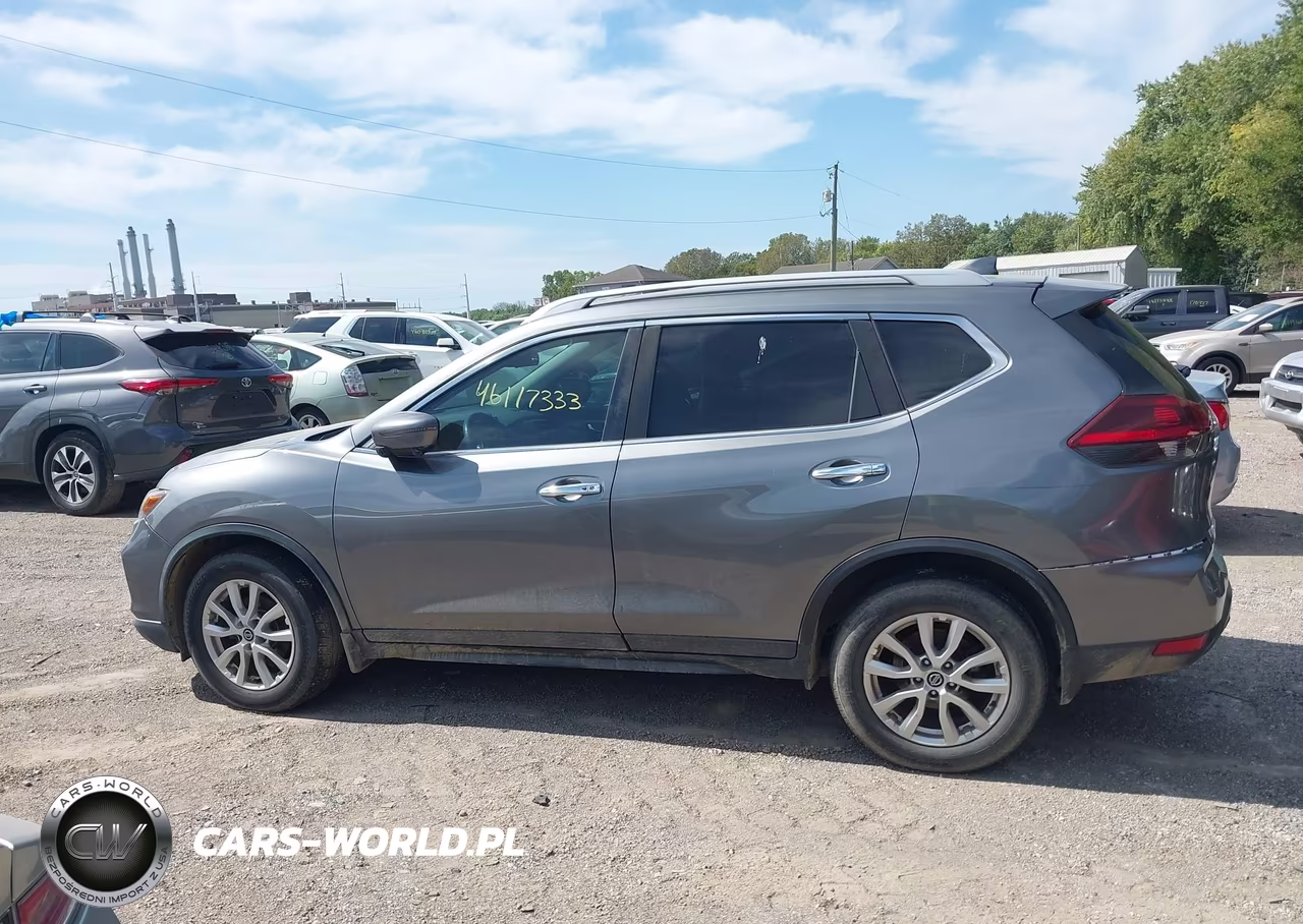 2018 Nissan Rogue Sv VIN:5N1AT2MTXJC701961 - 14