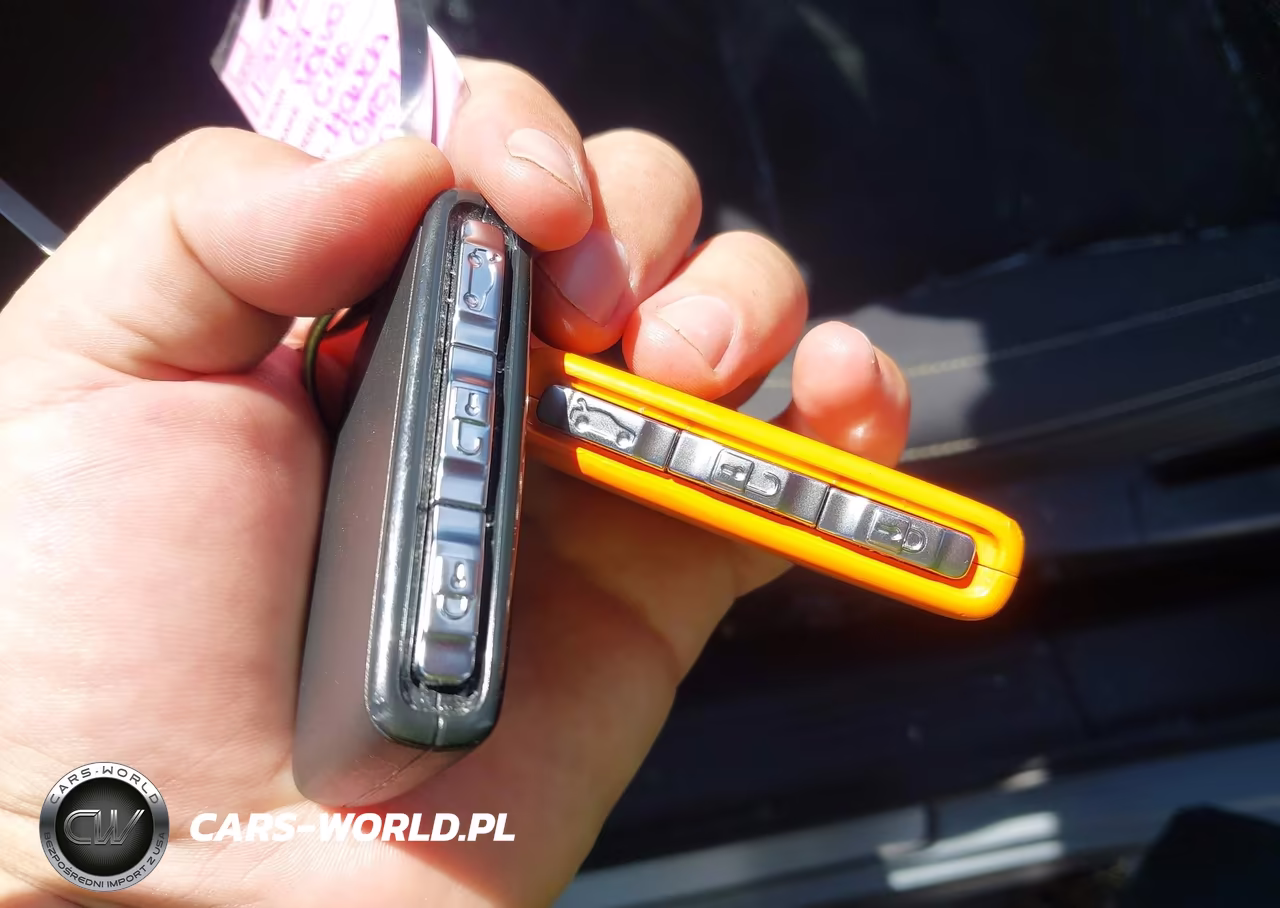 2024 Volvo C40 Recharge Pure Electric Twin Plus VIN:YV4ER3GL7R2094549 - 11