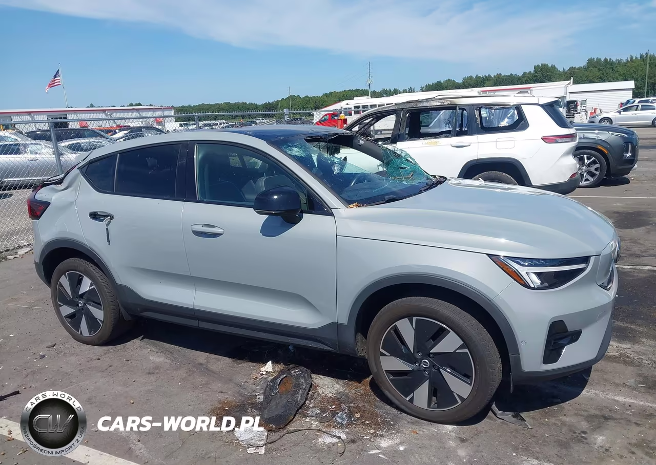 2024 Volvo C40 Recharge Pure Electric Twin Plus VIN:YV4ER3GL7R2094549 - 13