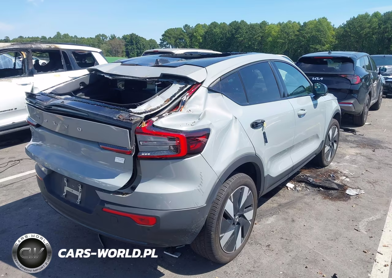 2024 Volvo C40 Recharge Pure Electric Twin Plus VIN:YV4ER3GL7R2094549 - 4