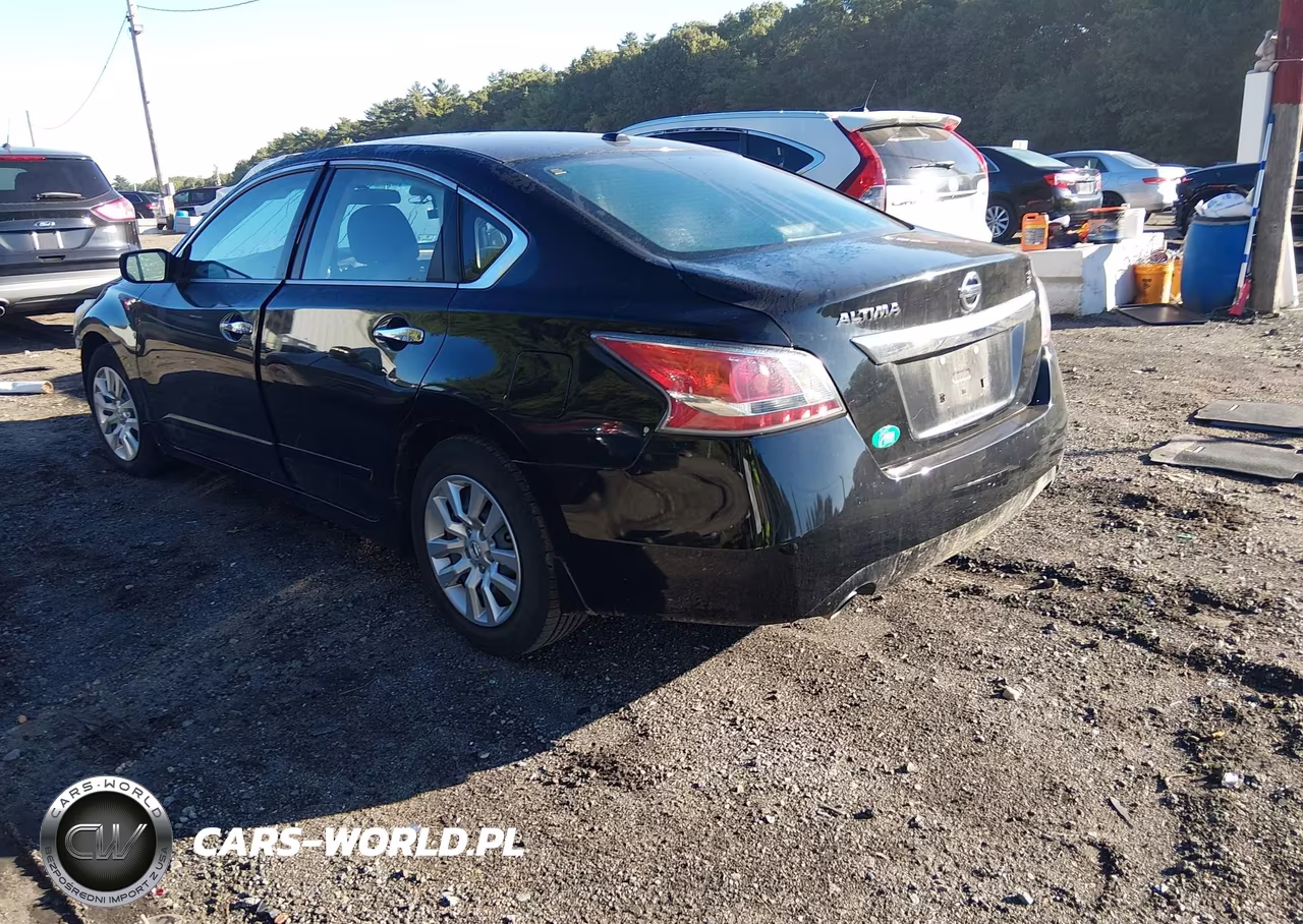 2015 Nissan Altima 2.5 S VIN:1N4AL3AP3FN306927 - 3