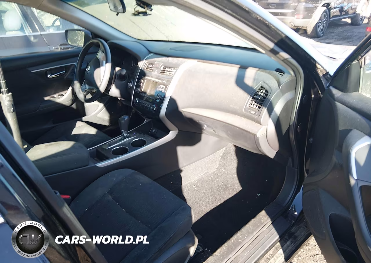 2015 Nissan Altima 2.5 S VIN:1N4AL3AP3FN306927 - 5