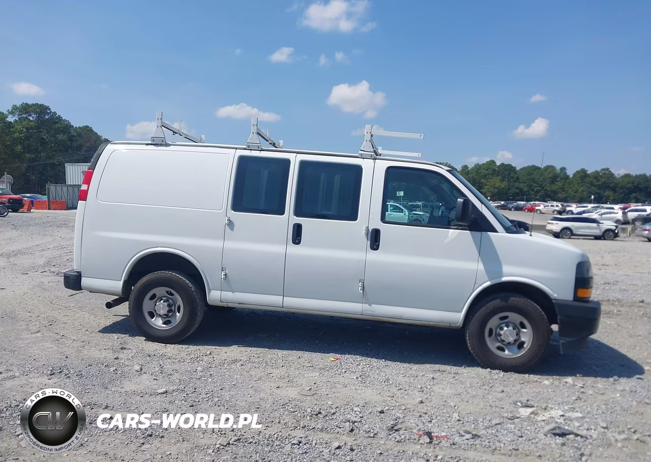 2018 Chevrolet Express 2500 Work Van VIN:1GCWGAFP6J1337199 - 13
