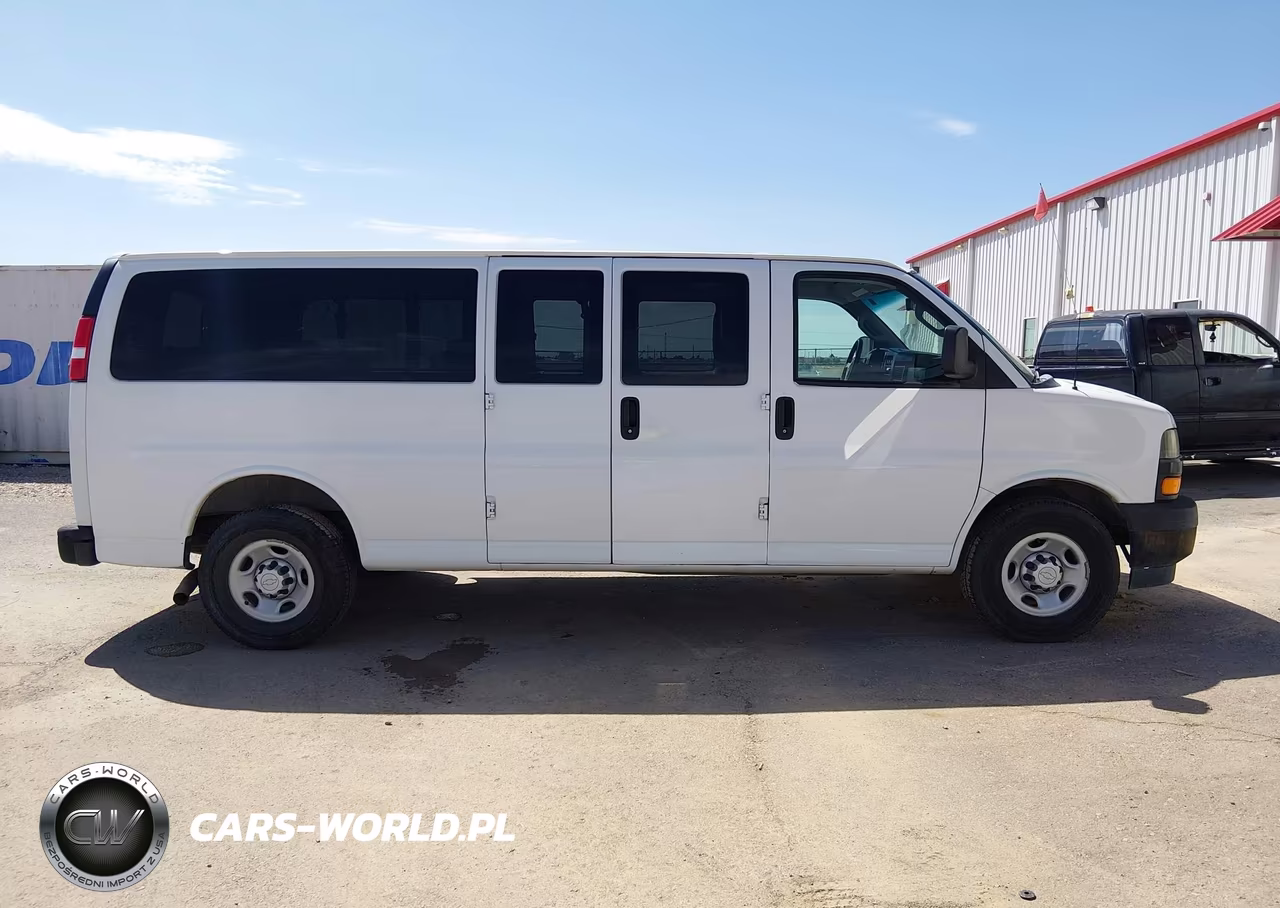 2019 Chevrolet Express 3500 Ls VIN:1GAZGNFG9K1352939 - 13