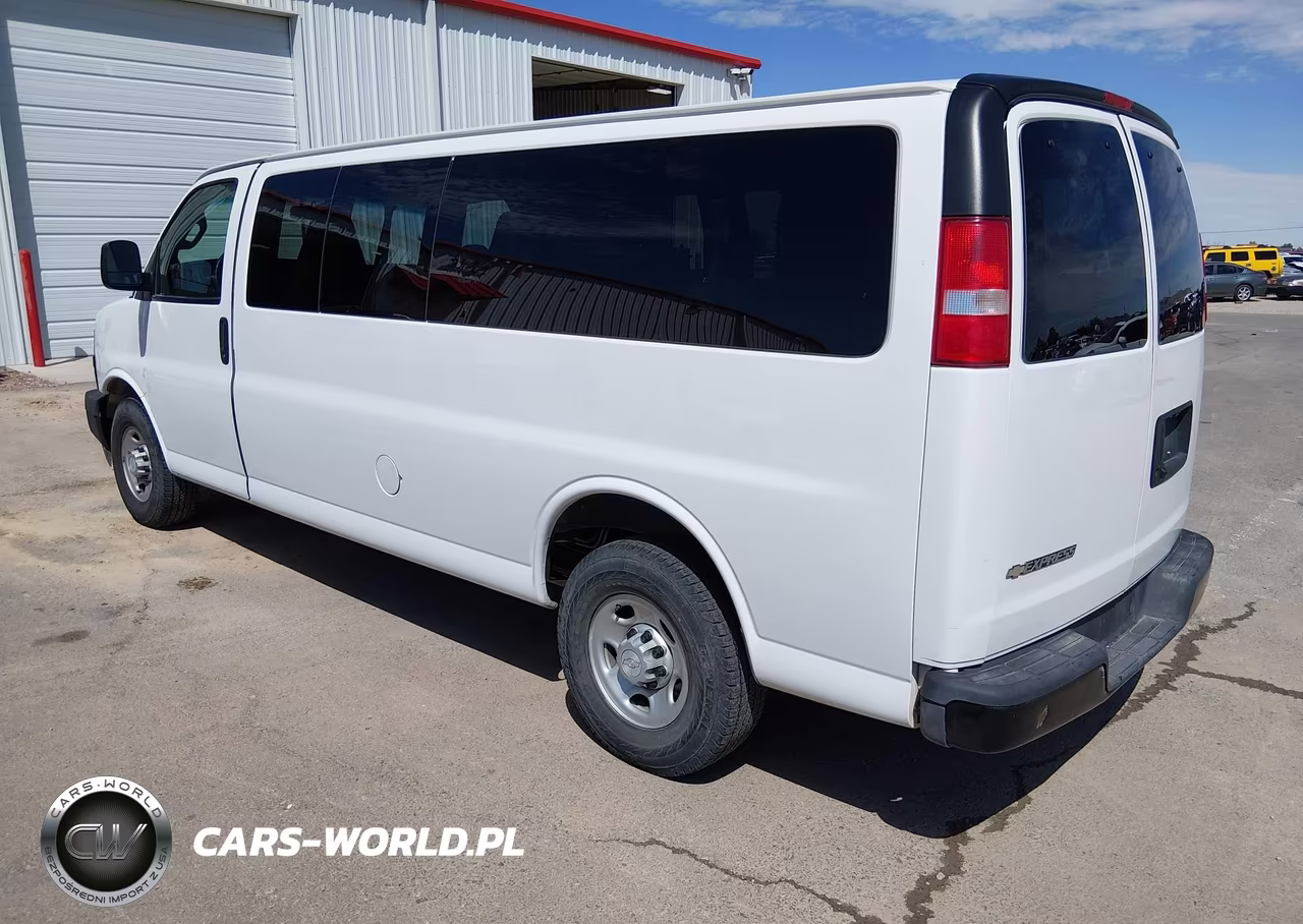 2019 Chevrolet Express 3500 Ls VIN:1GAZGNFG9K1352939 - 3