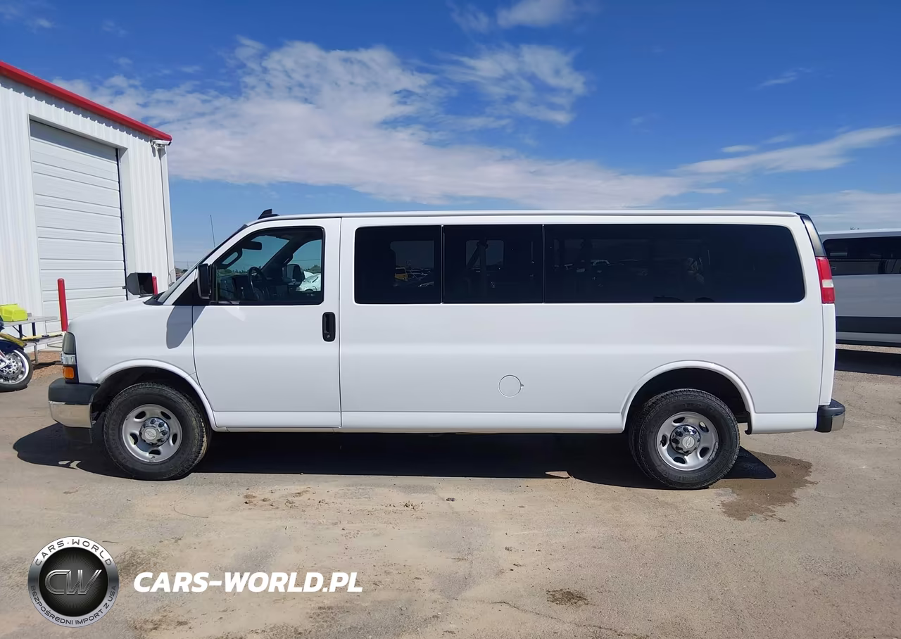 2017 Chevrolet Express 3500 Lt VIN:1GAZGPFFXH1273503 - 14