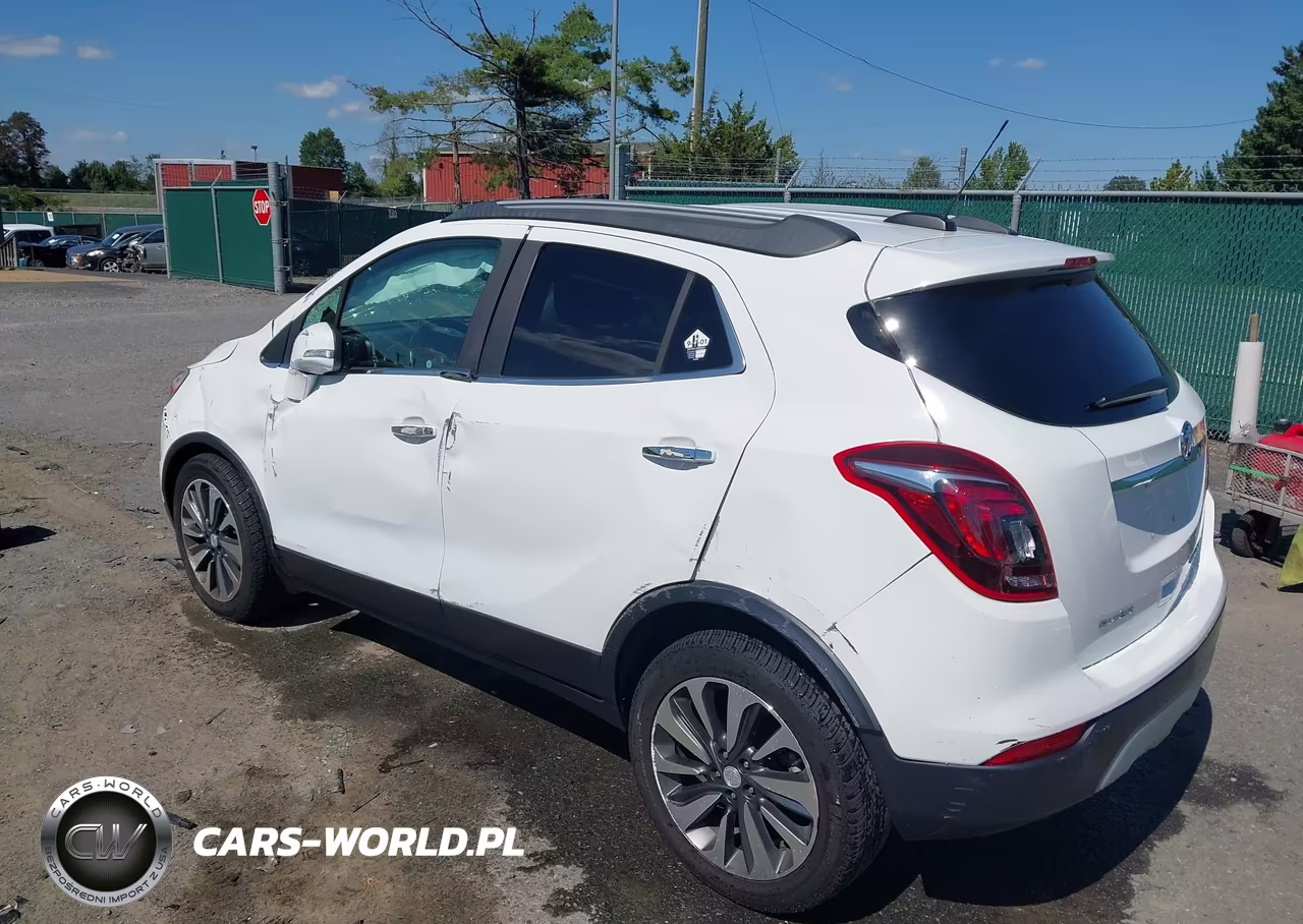 2018 Buick Encore Preferred Ii VIN:KL4CJBSB0JB695942 - 3