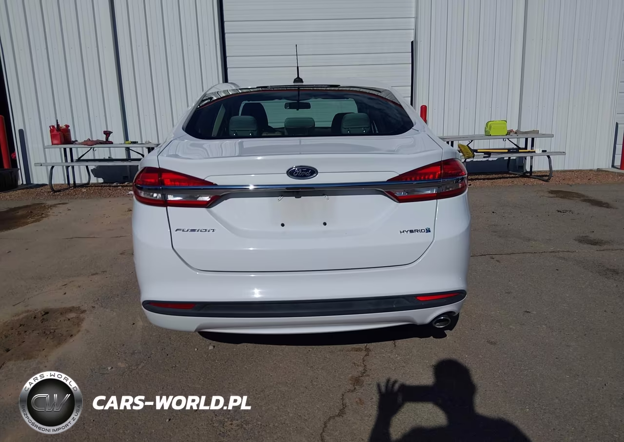 2018 Ford Fusion Hybrid S VIN:3FA6P0UU8JR278994 - 16