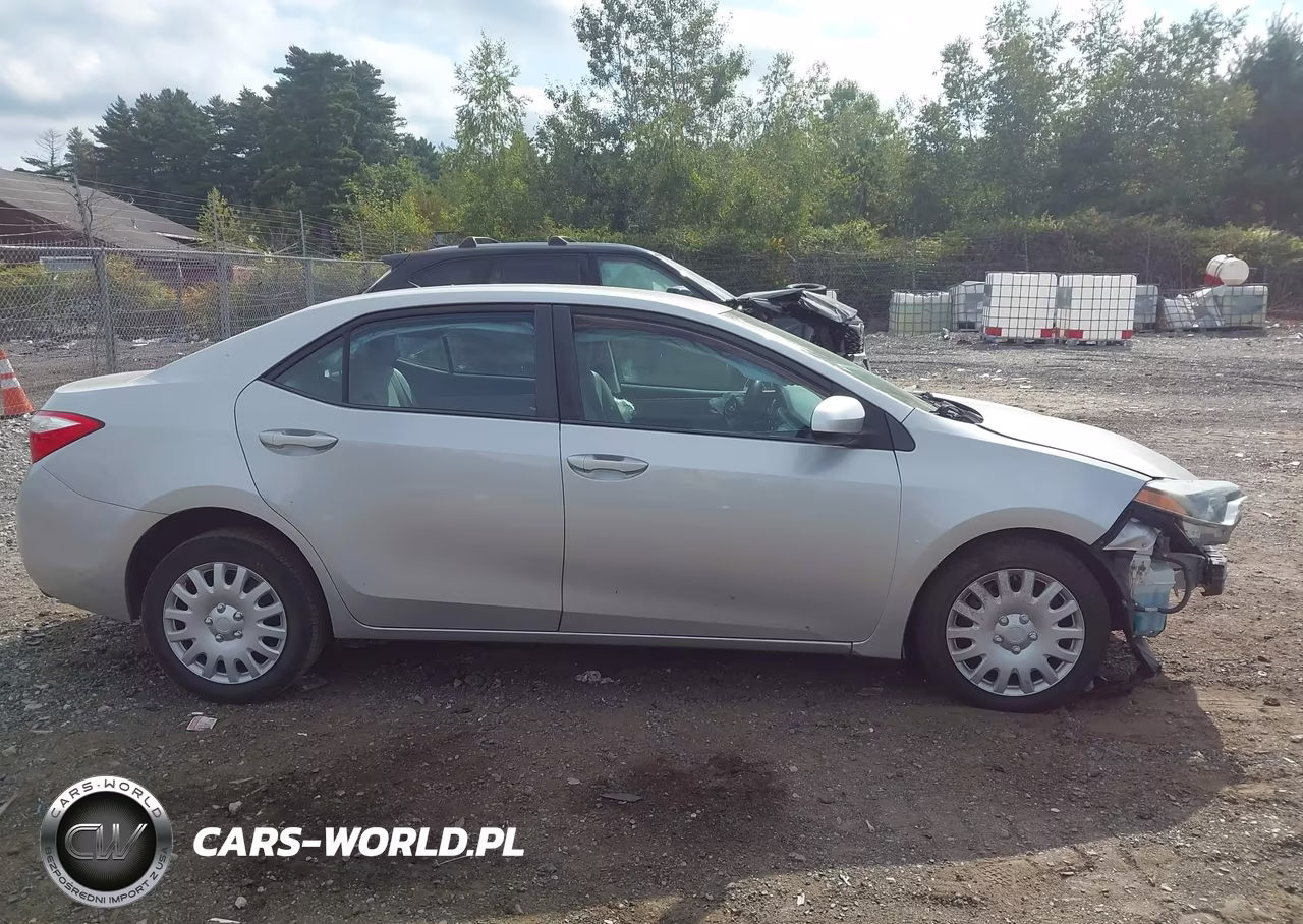 2016 Toyota Corolla Le VIN:2T1BURHE2GC625887 - 14