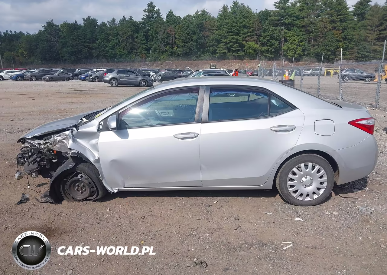 2016 Toyota Corolla Le VIN:2T1BURHE2GC625887 - 15