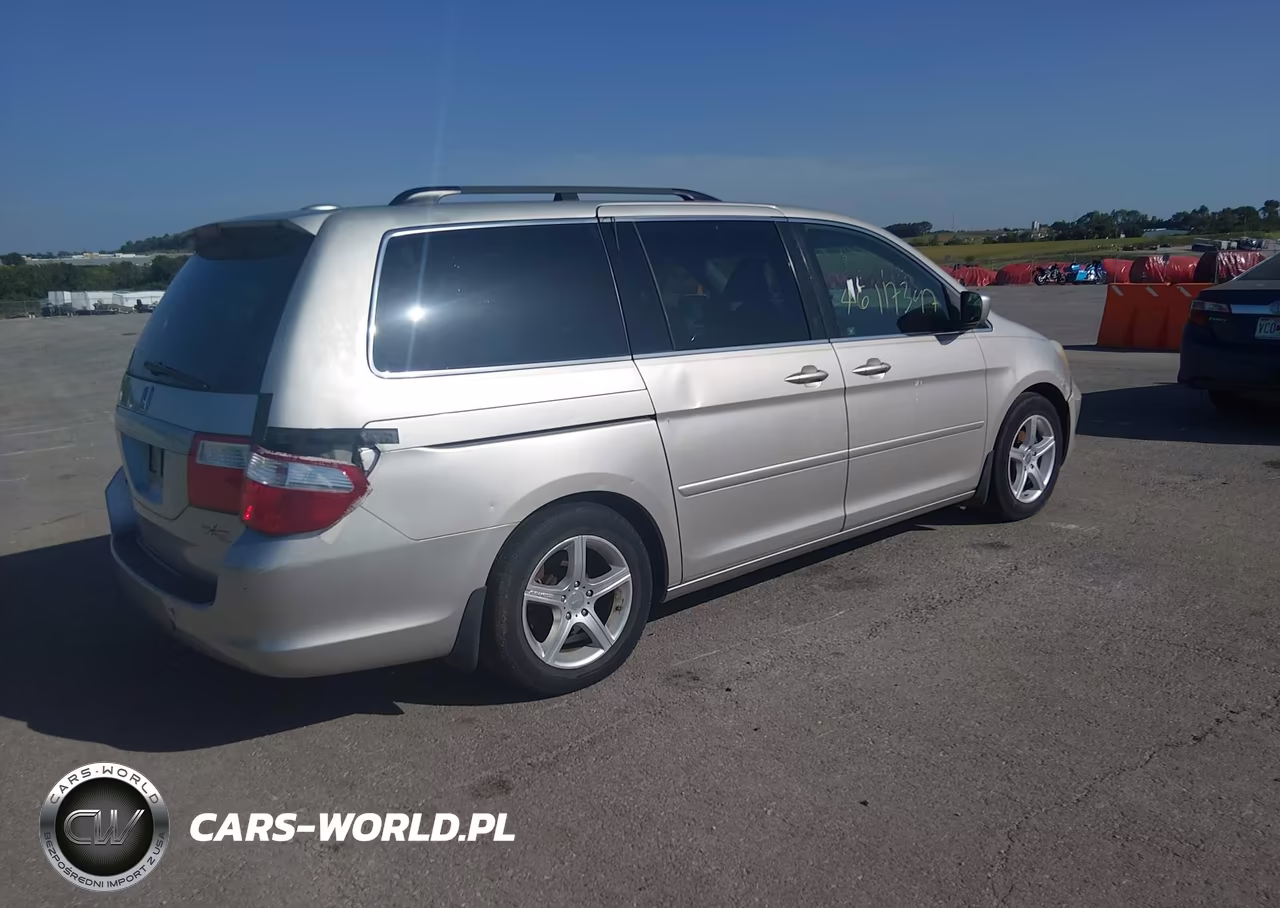 2006 Honda Odyssey Touring VIN:5FNRL38856B052017 - 4