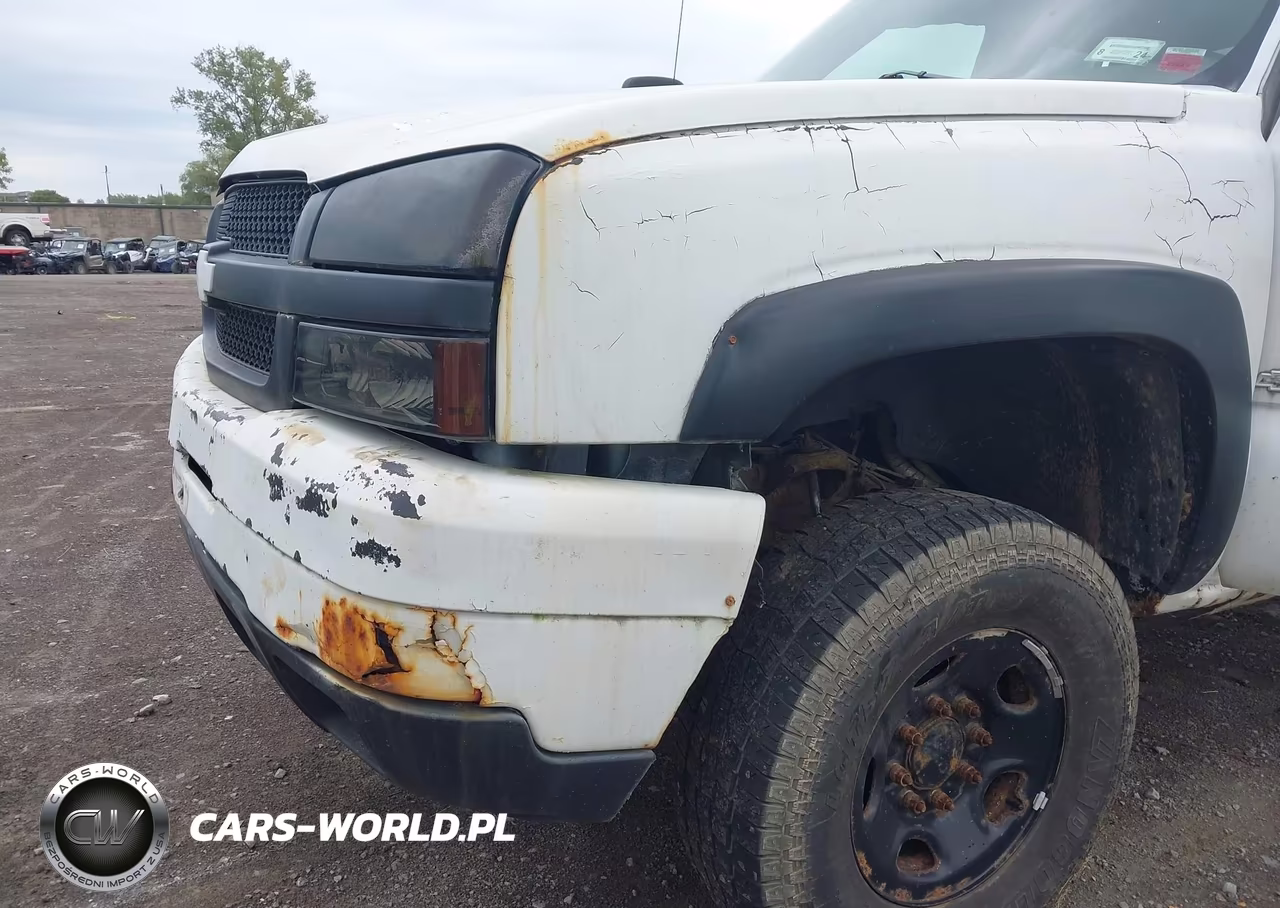 2004 Chevrolet Silverado 2500Hd Ls VIN:1GCHK29U84E366117 - 13
