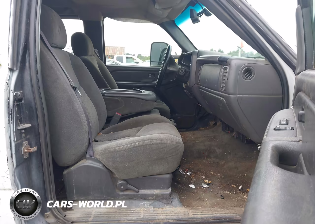 2004 Chevrolet Silverado 2500Hd Ls VIN:1GCHK29U84E366117 - 5