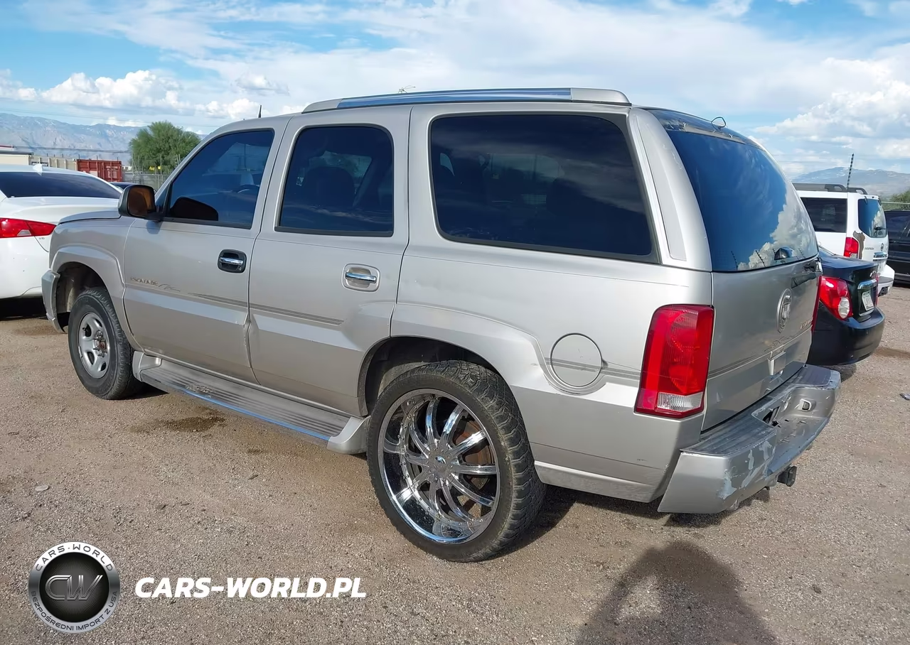 2005 Cadillac Escalade Standard VIN:1GYEK63N35R138168 - 3