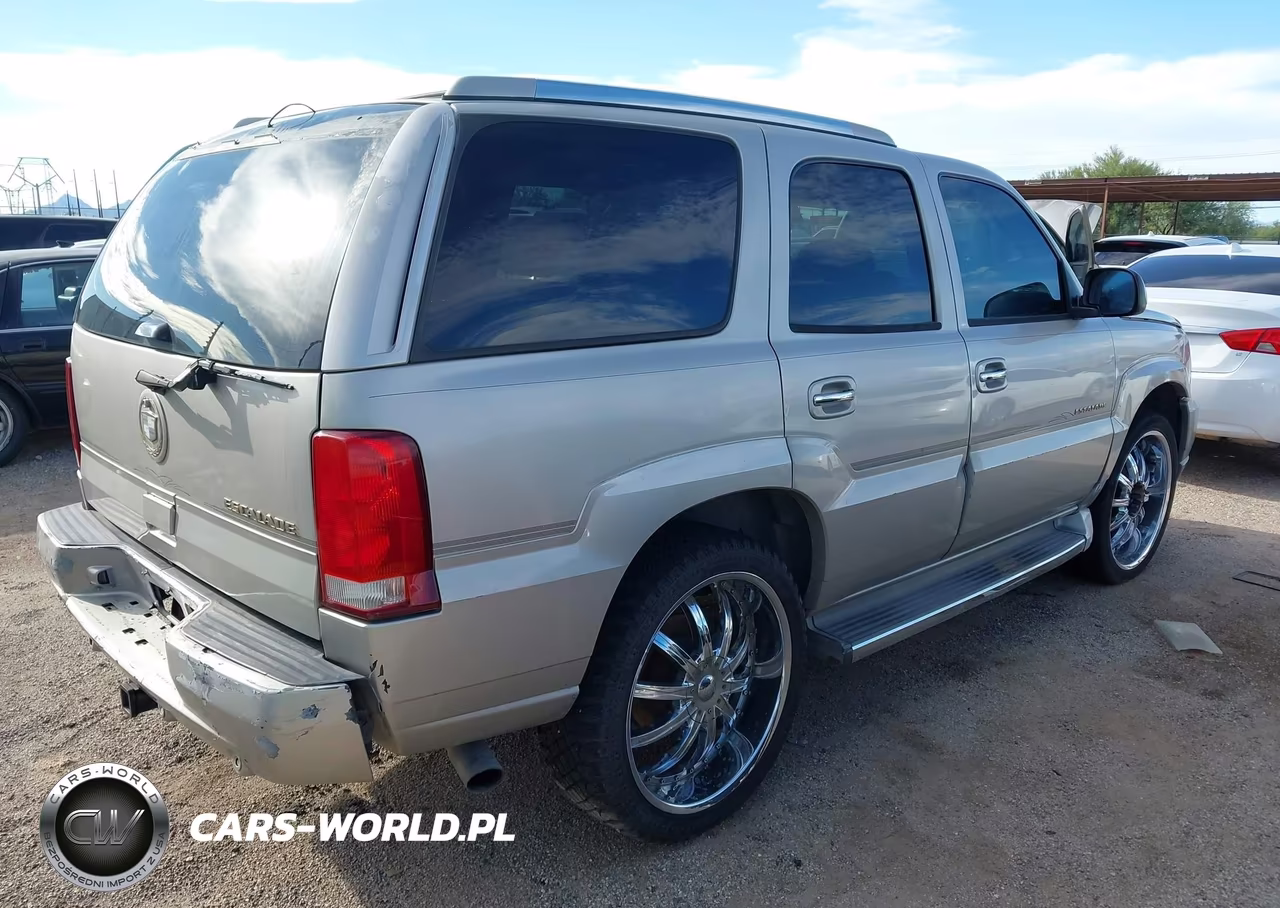 2005 Cadillac Escalade Standard VIN:1GYEK63N35R138168 - 4