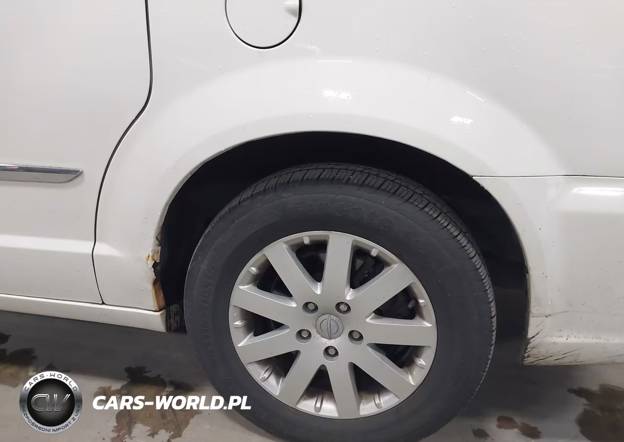 2013 Chrysler Town & Country Touring VIN:2C4RC1BG5DR565614 - 18