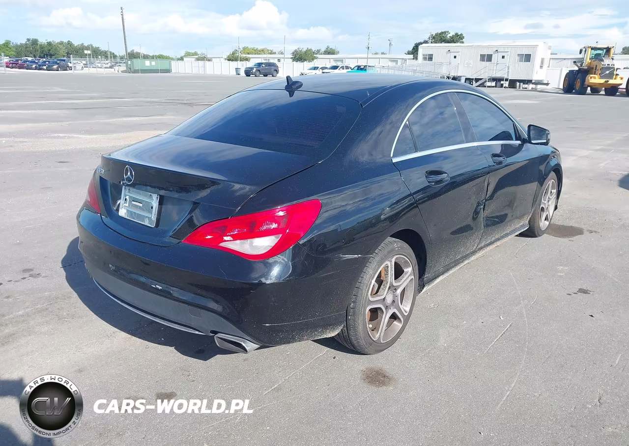 2014 Mercedes-Benz Cla 250 VIN:WDDSJ4EB8EN114822 - 4