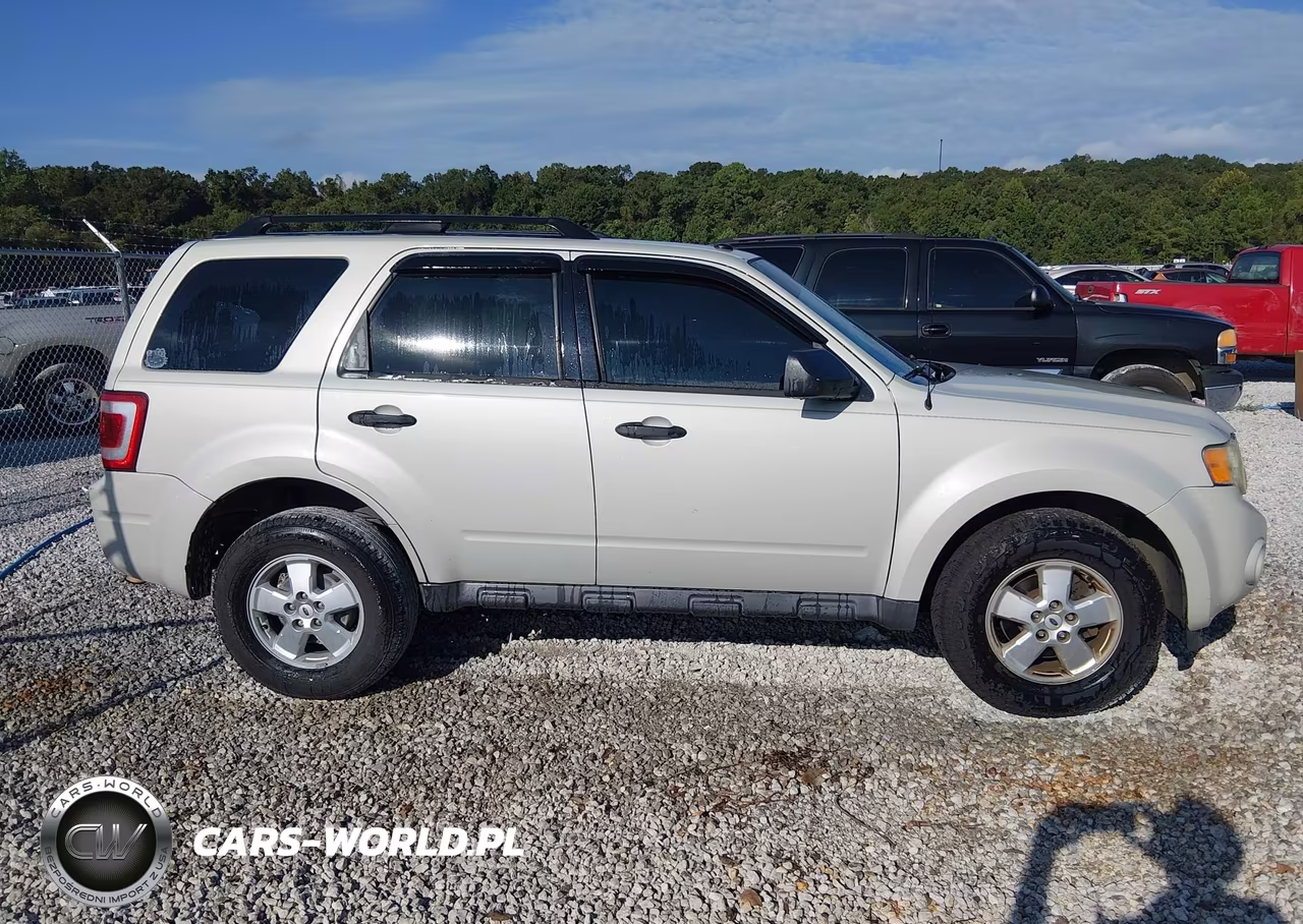 2009 Ford Escape Xlt VIN:1FMCU03G99KA10212 - 13