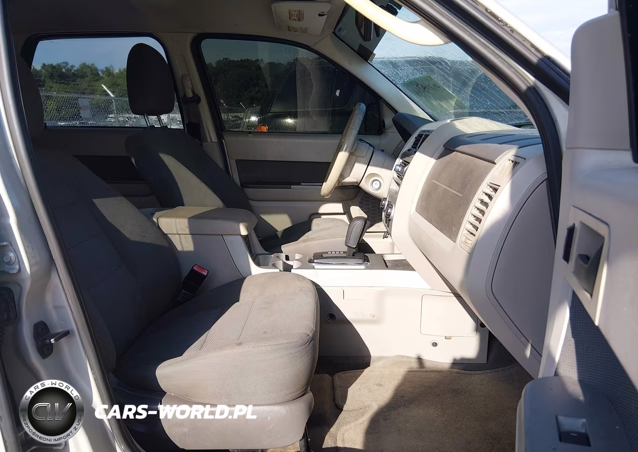 2009 Ford Escape Xlt VIN:1FMCU03G99KA10212 - 5