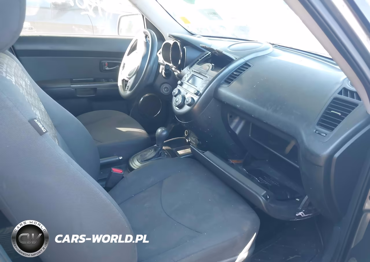 2011 Kia Soul + VIN:KNDJT2A22B7330580 - 5