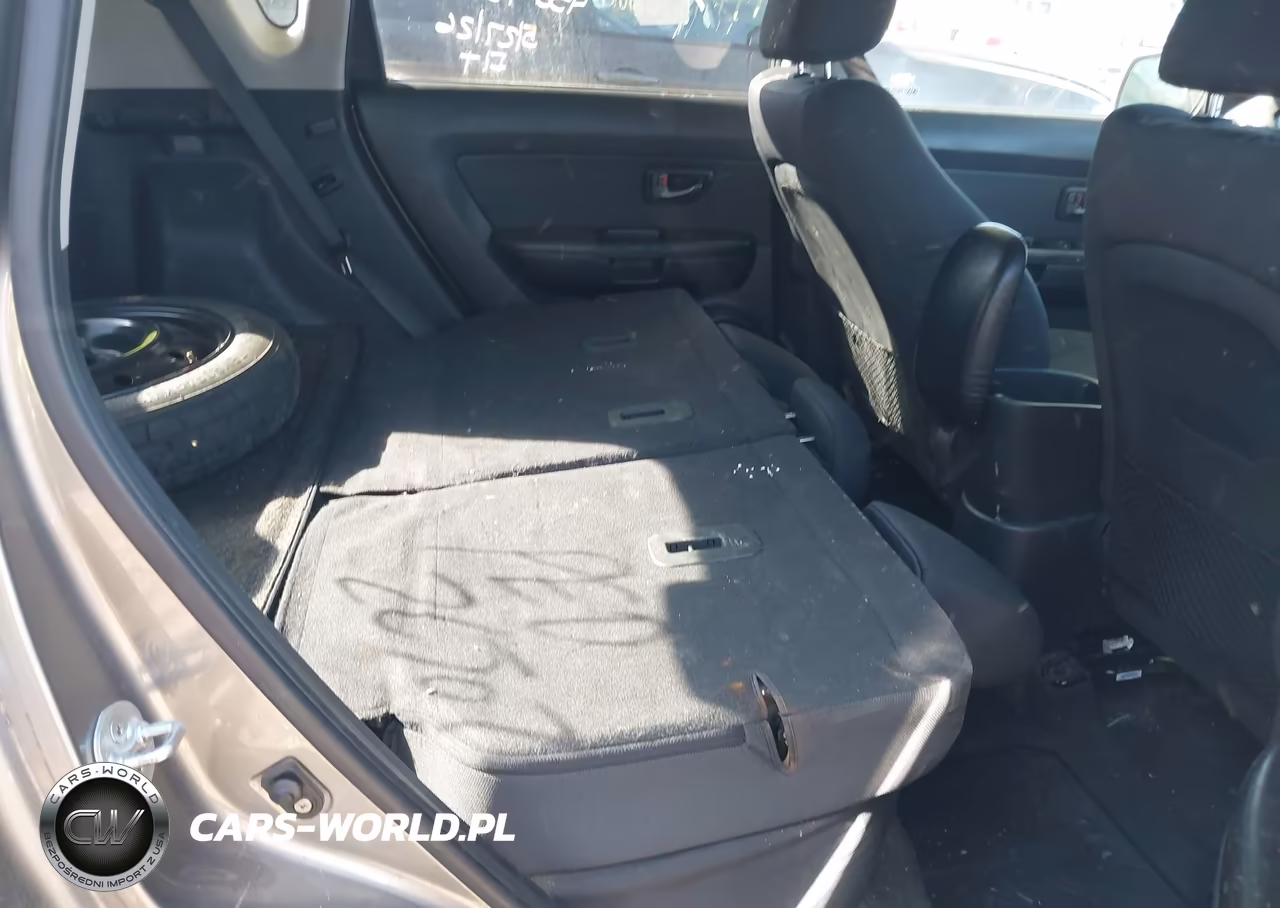 2011 Kia Soul + VIN:KNDJT2A22B7330580 - 8