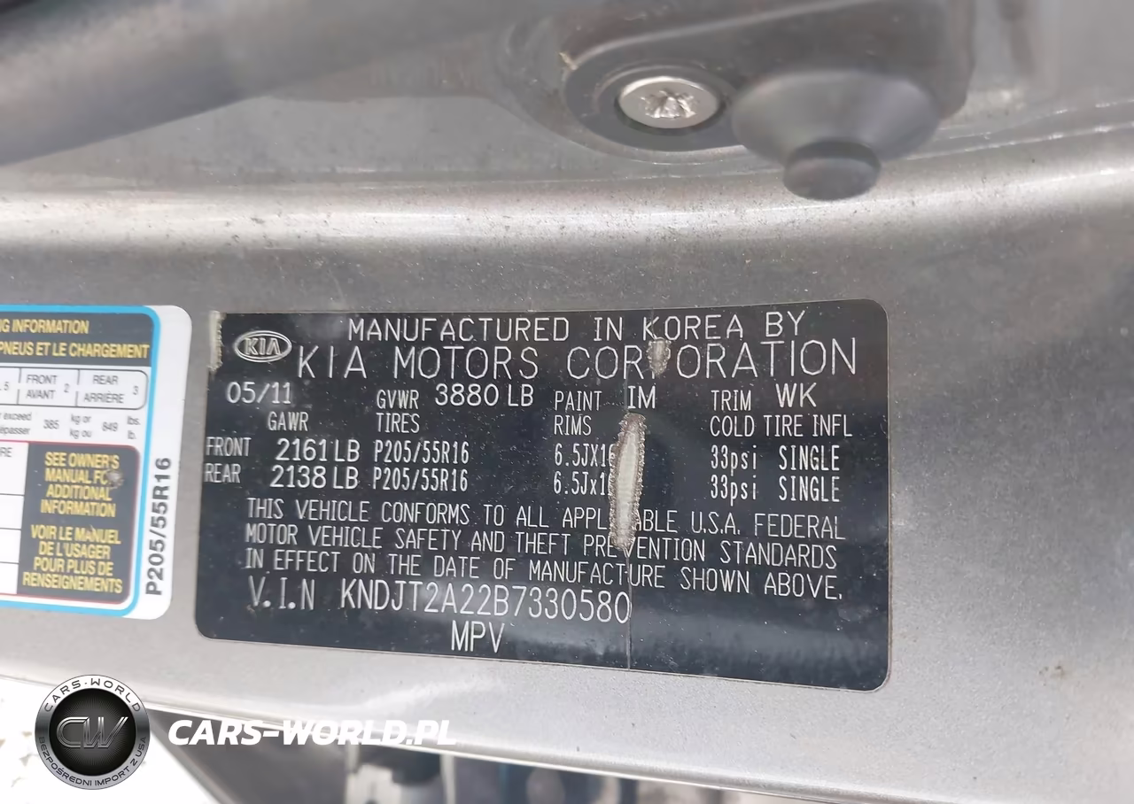 2011 Kia Soul + VIN:KNDJT2A22B7330580 - 9