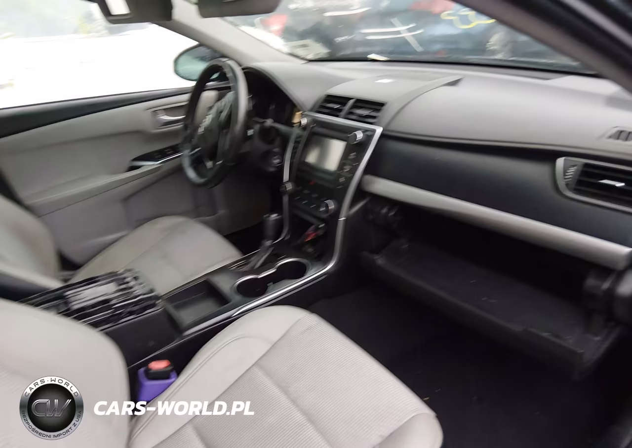 2017 Toyota Camry Se VIN:4T1BF1FK1HU323088 - 5