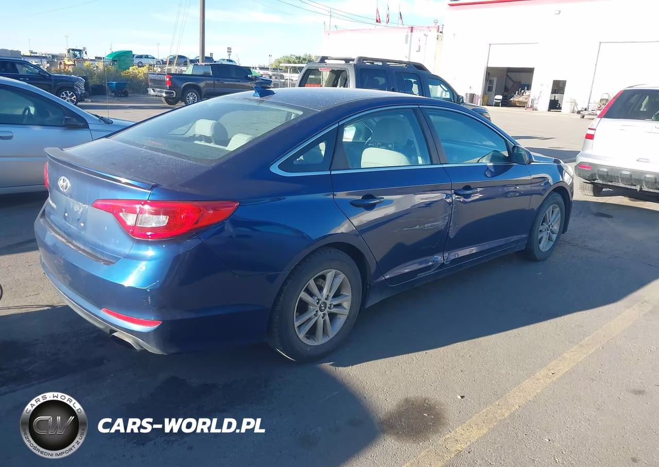 2016 Hyundai Sonata Se VIN:5NPE24AF0GH266321 - 4