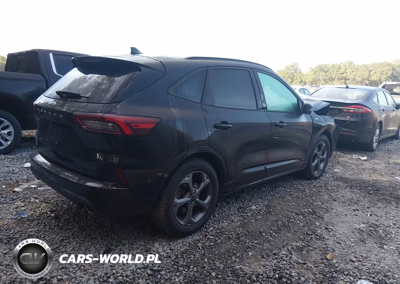 2023 Ford Escape St-Line VIN:1FMCU0MN5PUA06138 - 4