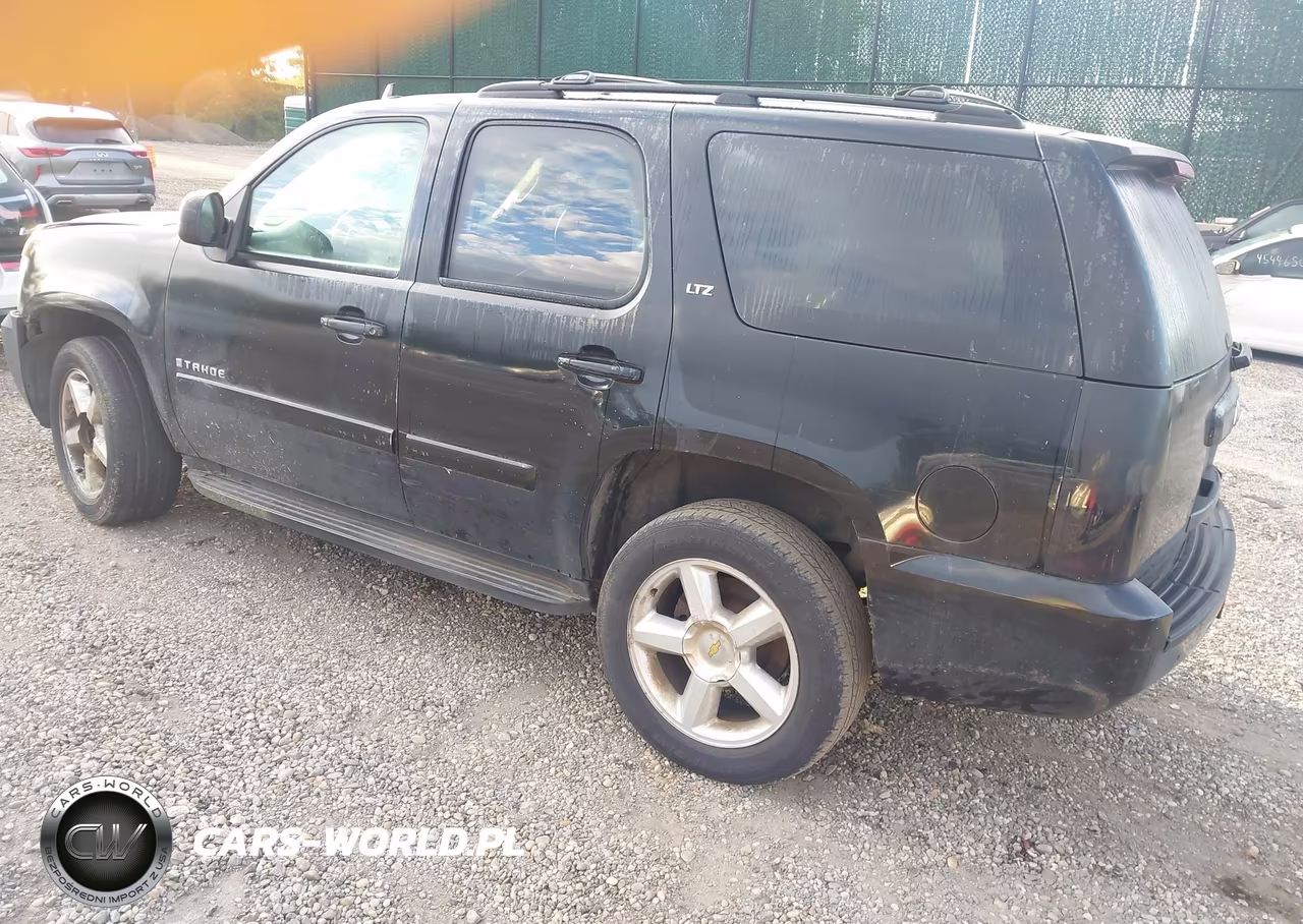 2007 Chevrolet Tahoe Ltz VIN:1GNFK13007R121520 - 3