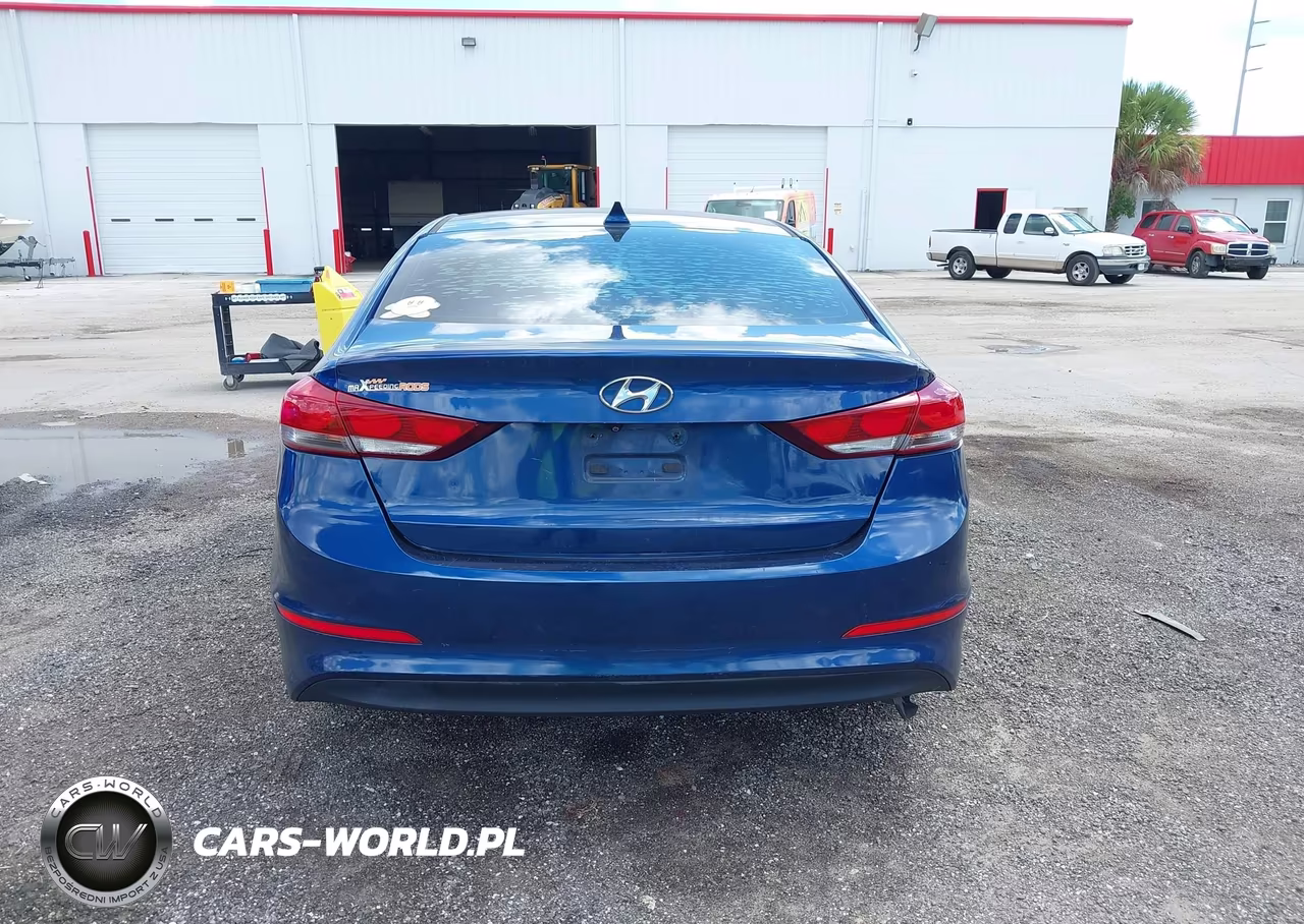 2018 Hyundai Elantra Sel VIN:5NPD84LF1JH239370 - 16
