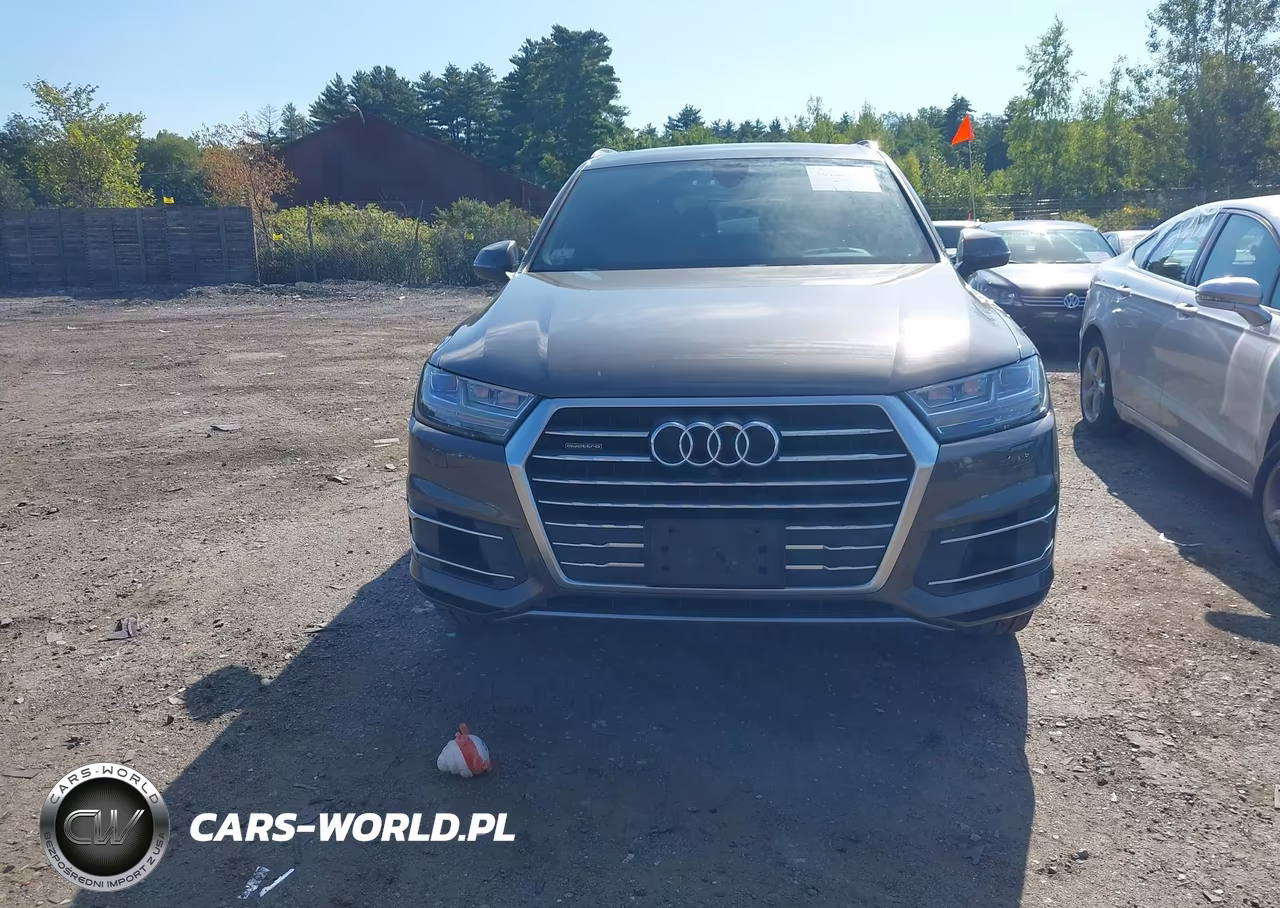 2018 Audi Q7 3.0T Premium VIN:WA1LAAF79JD032938 - 12