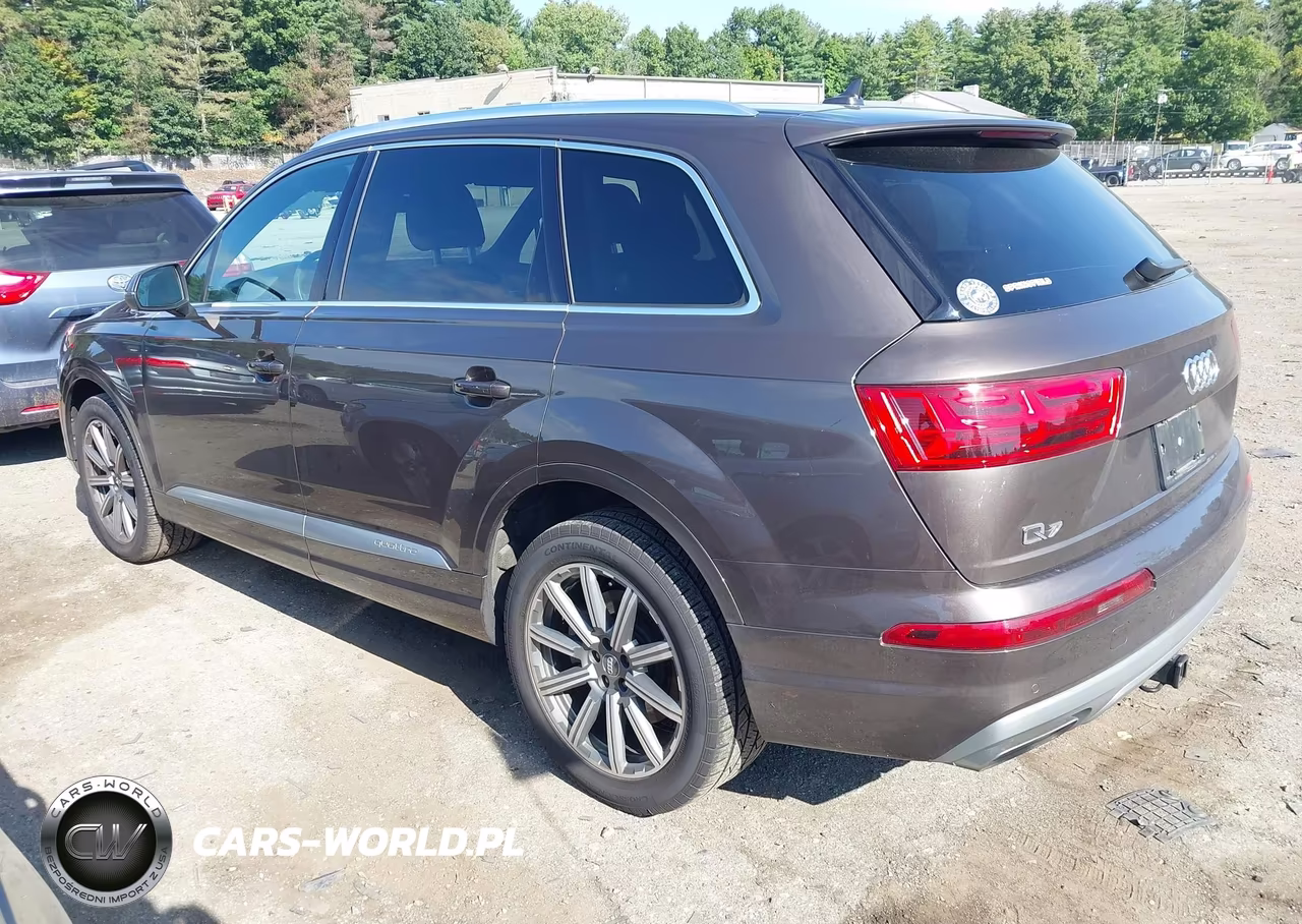 2018 Audi Q7 3.0T Premium VIN:WA1LAAF79JD032938 - 3
