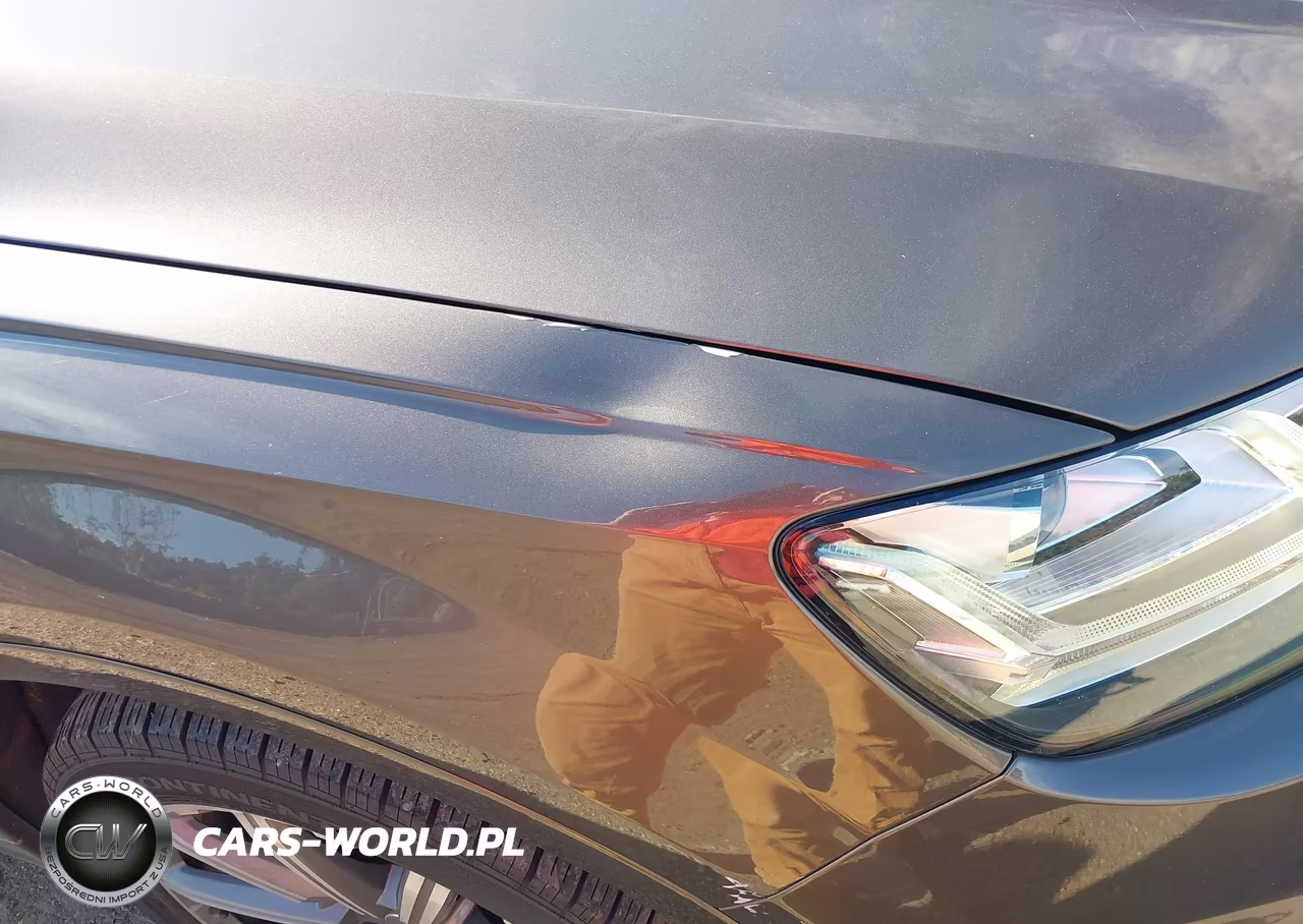 2018 Audi Q7 3.0T Premium VIN:WA1LAAF79JD032938 - 6