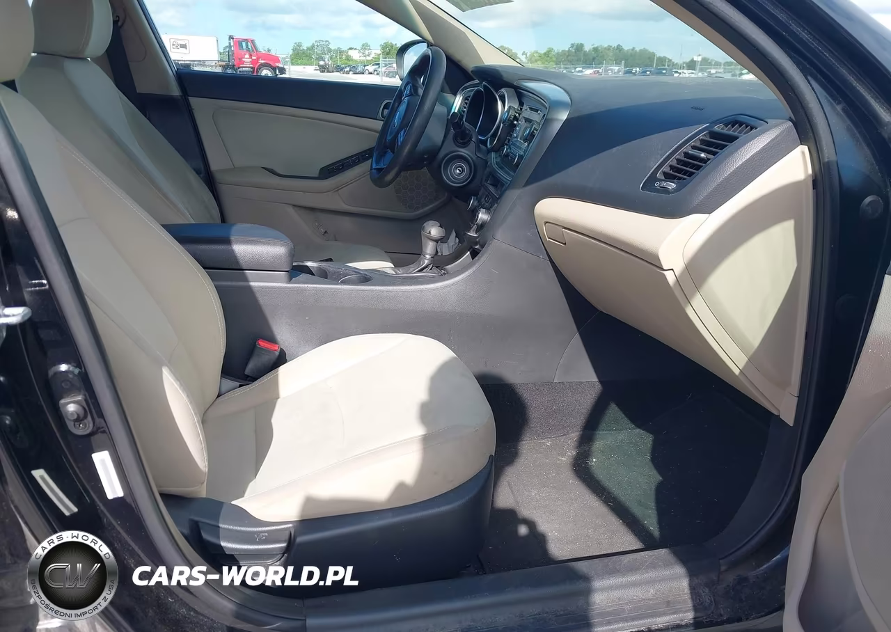 2015 Kia Optima Lx VIN:5XXGM4A77FG377020 - 5