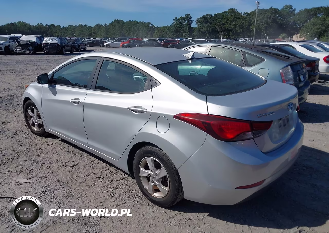 2015 Hyundai Elantra Se VIN:5NPDH4AE6FH580958 - 3