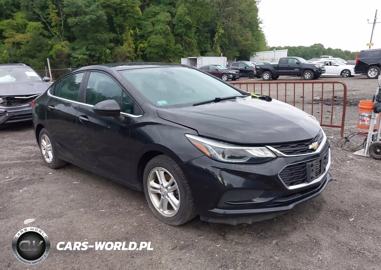 2017 Chevrolet Cruze Lt Auto – zdjęcie 1 z 16