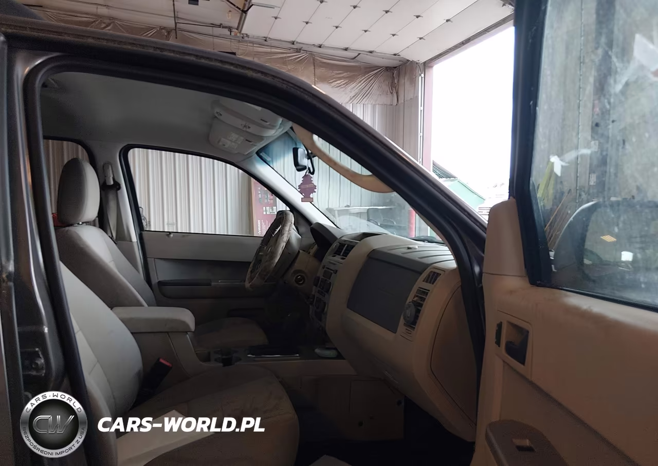 2012 Ford Escape Xlt VIN:1FMCU9DG6CKC06165 - 5
