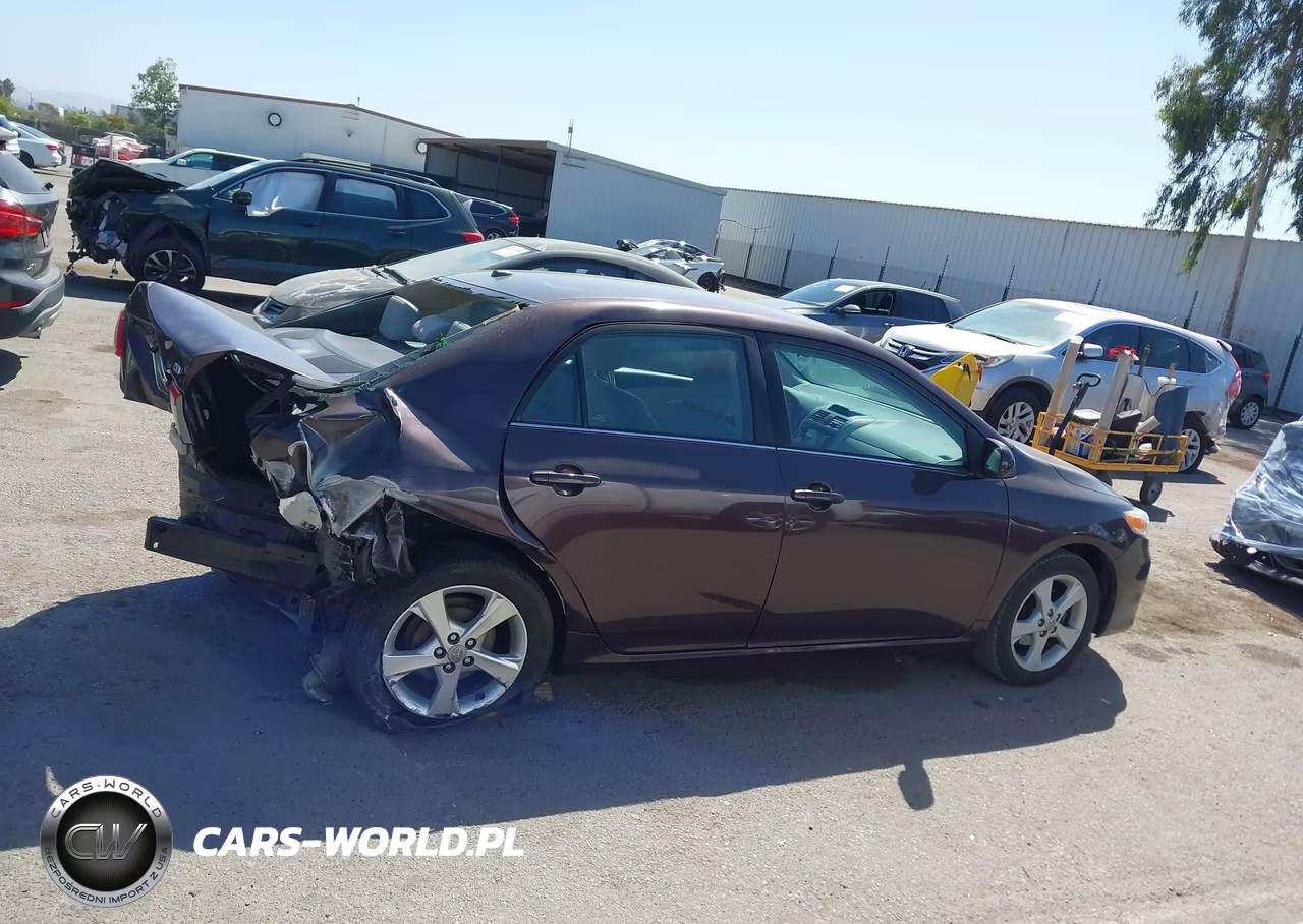 2013 Toyota Corolla Le Special Edition VIN:2T1BU4EEXDC097390 - 13