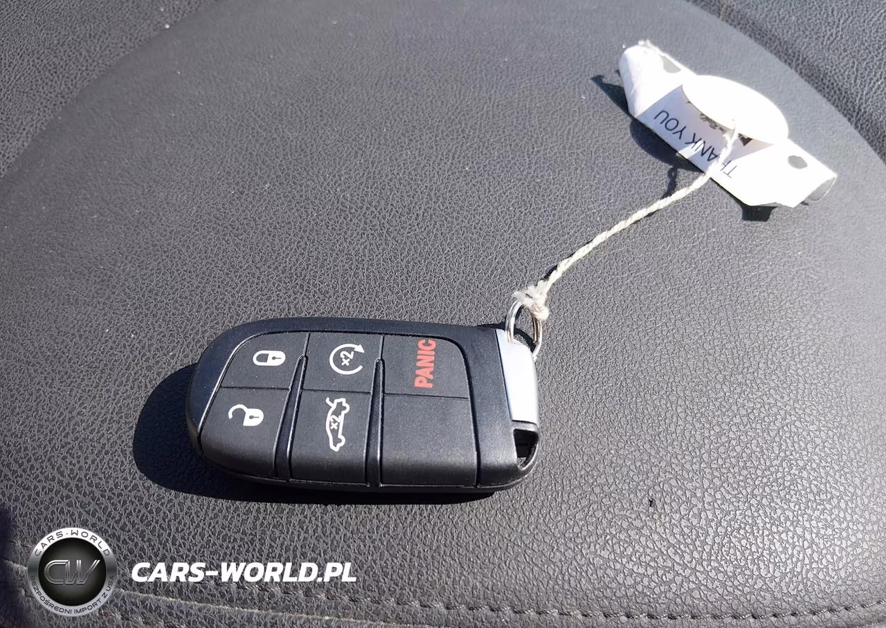 2011 Chrysler 300 Limited VIN:2C3CA5CG5BH522335 - 11
