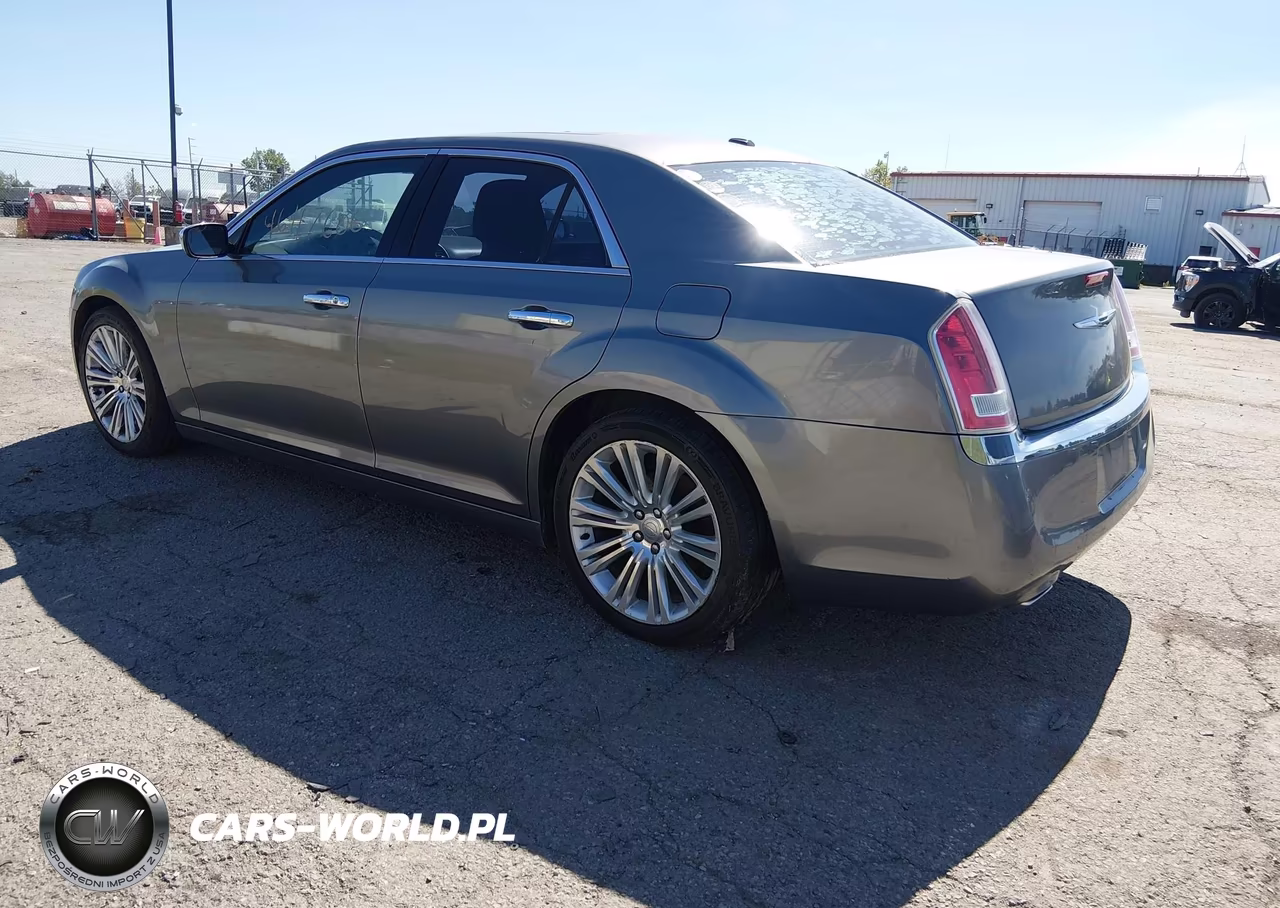 2011 Chrysler 300 Limited VIN:2C3CA5CG5BH522335 - 3
