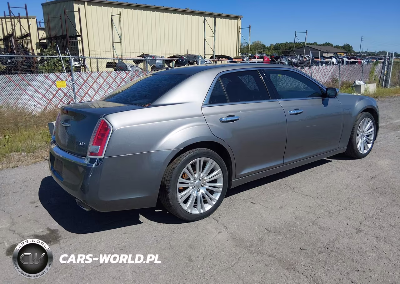2011 Chrysler 300 Limited VIN:2C3CA5CG5BH522335 - 4