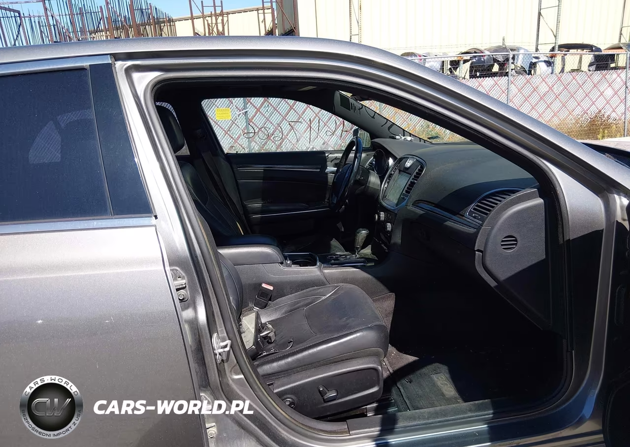2011 Chrysler 300 Limited VIN:2C3CA5CG5BH522335 - 5