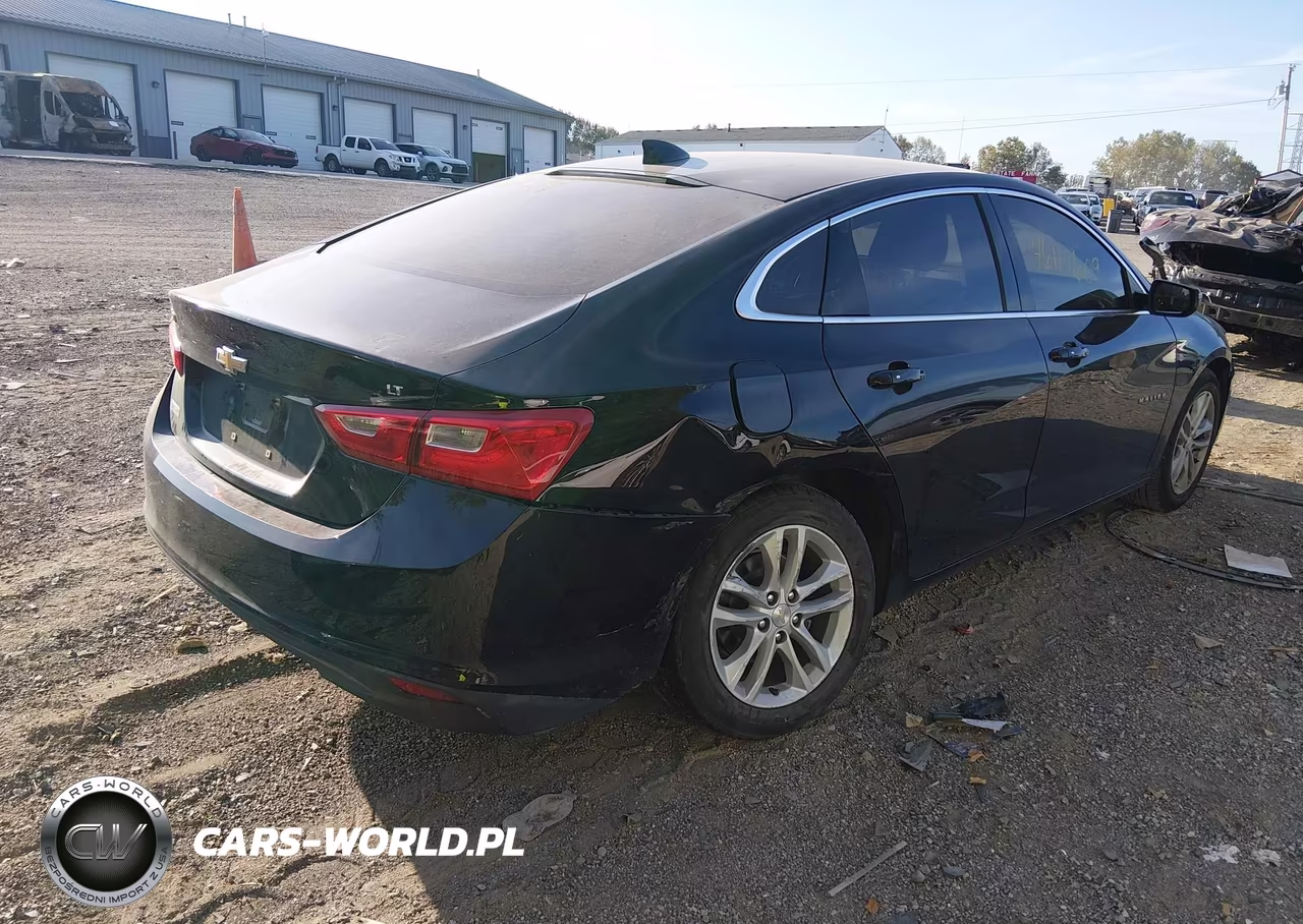 2017 Chevrolet Malibu 1Lt VIN:1G1ZE5ST5HF207627 - 4
