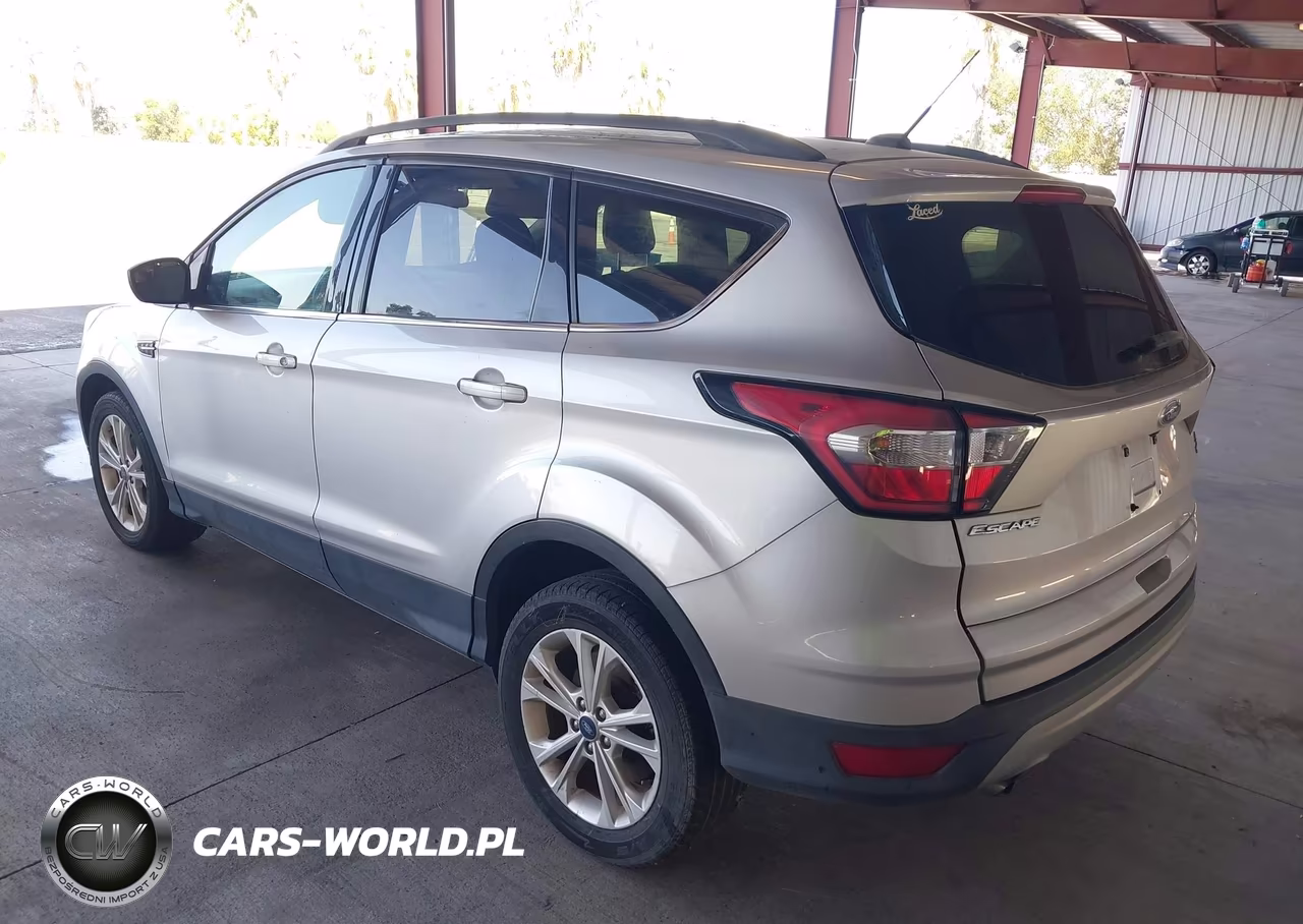 2018 Ford Escape Se VIN:1FMCU0GD4JUA74148 - 3