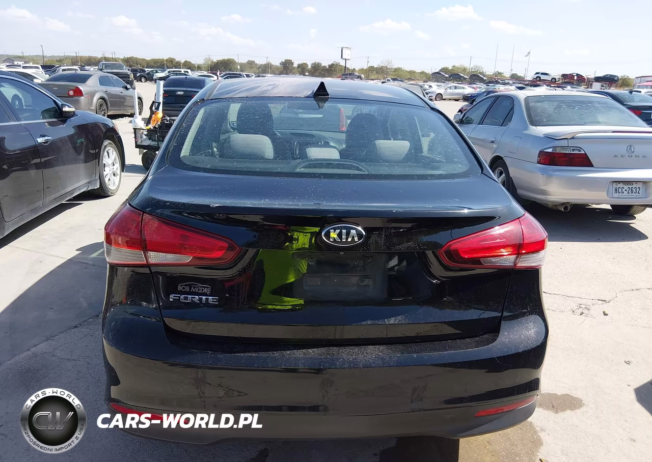 2018 Kia Forte Lx VIN:3KPFL4A75JE204046 - 16