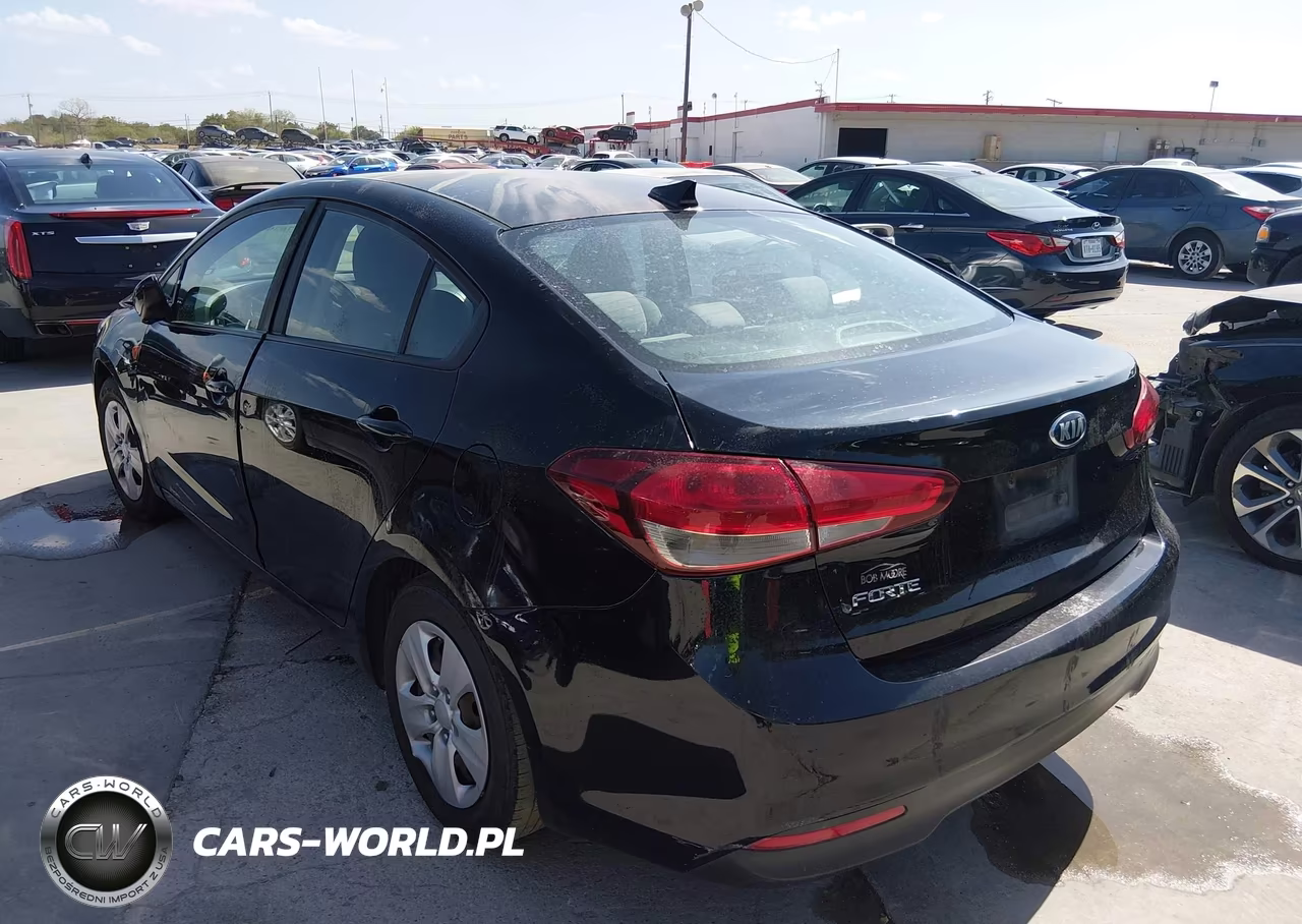 2018 Kia Forte Lx VIN:3KPFL4A75JE204046 - 3
