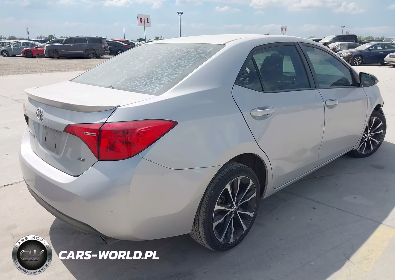 2019 Toyota Corolla Se VIN:2T1BURHE4KC177242 - 4
