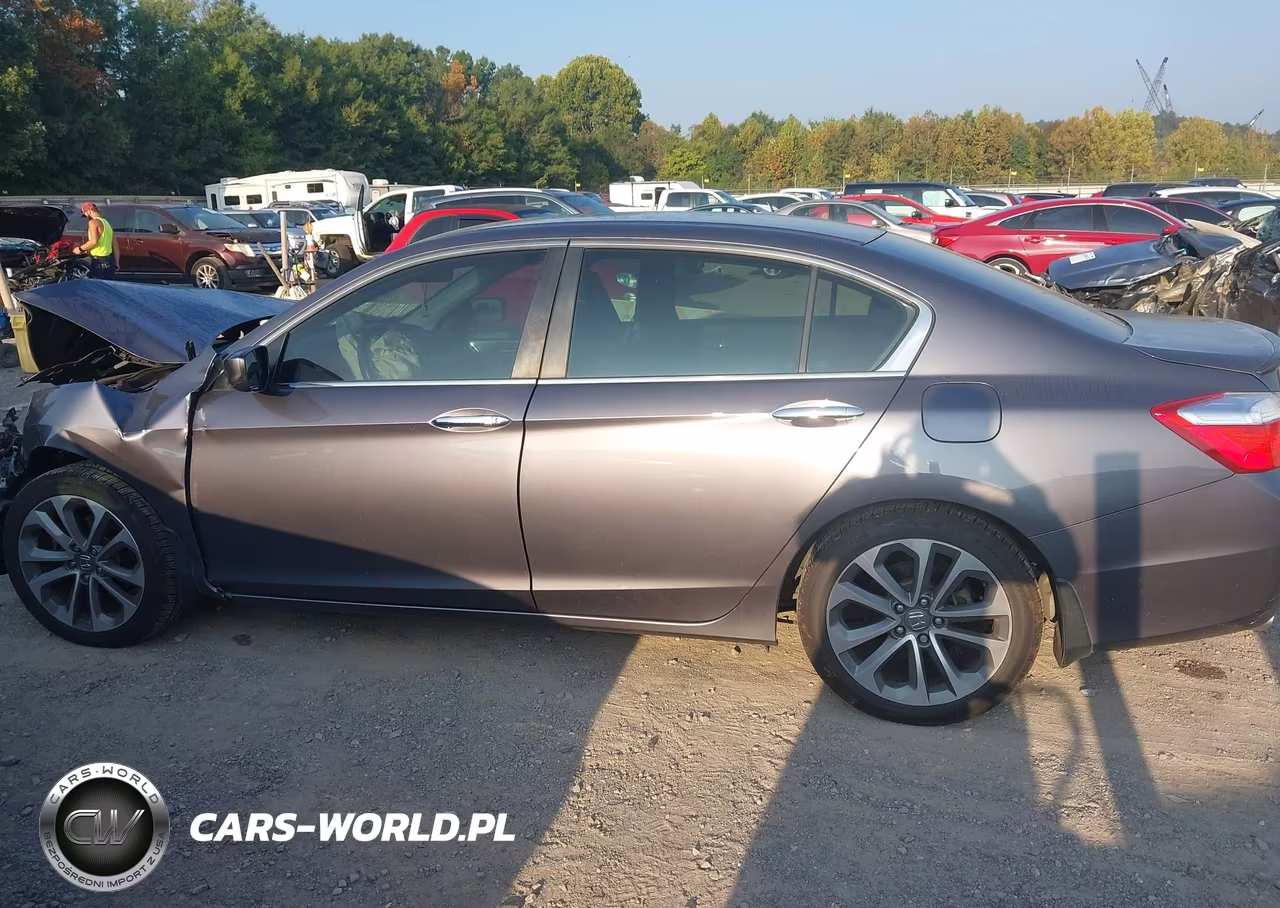 2014 Honda Accord Sport VIN:1HGCR2F5XEA056550 - 15