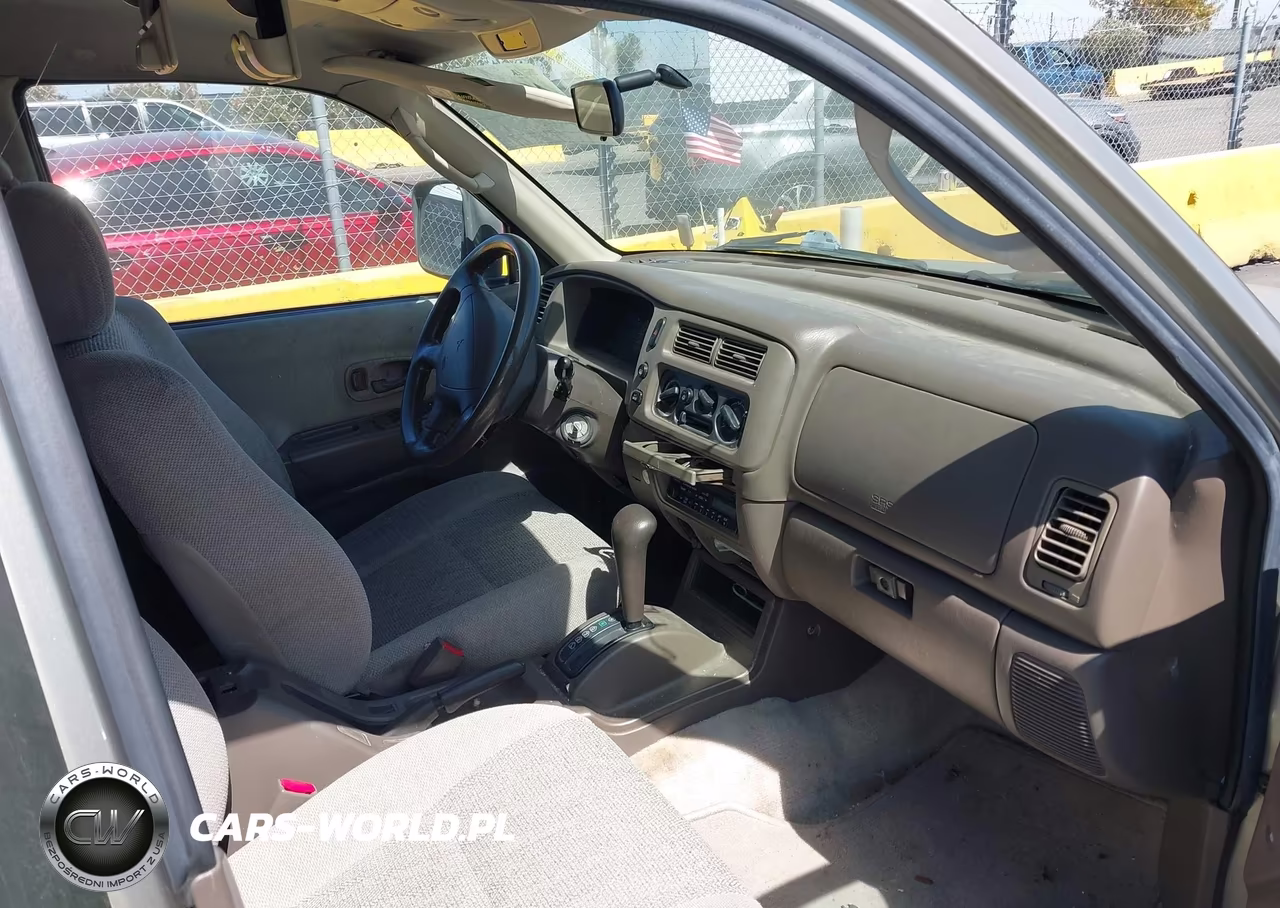 1999 Mitsubishi Montero Sport Ls-Xls VIN:JA4LS31H2XP026351 - 5